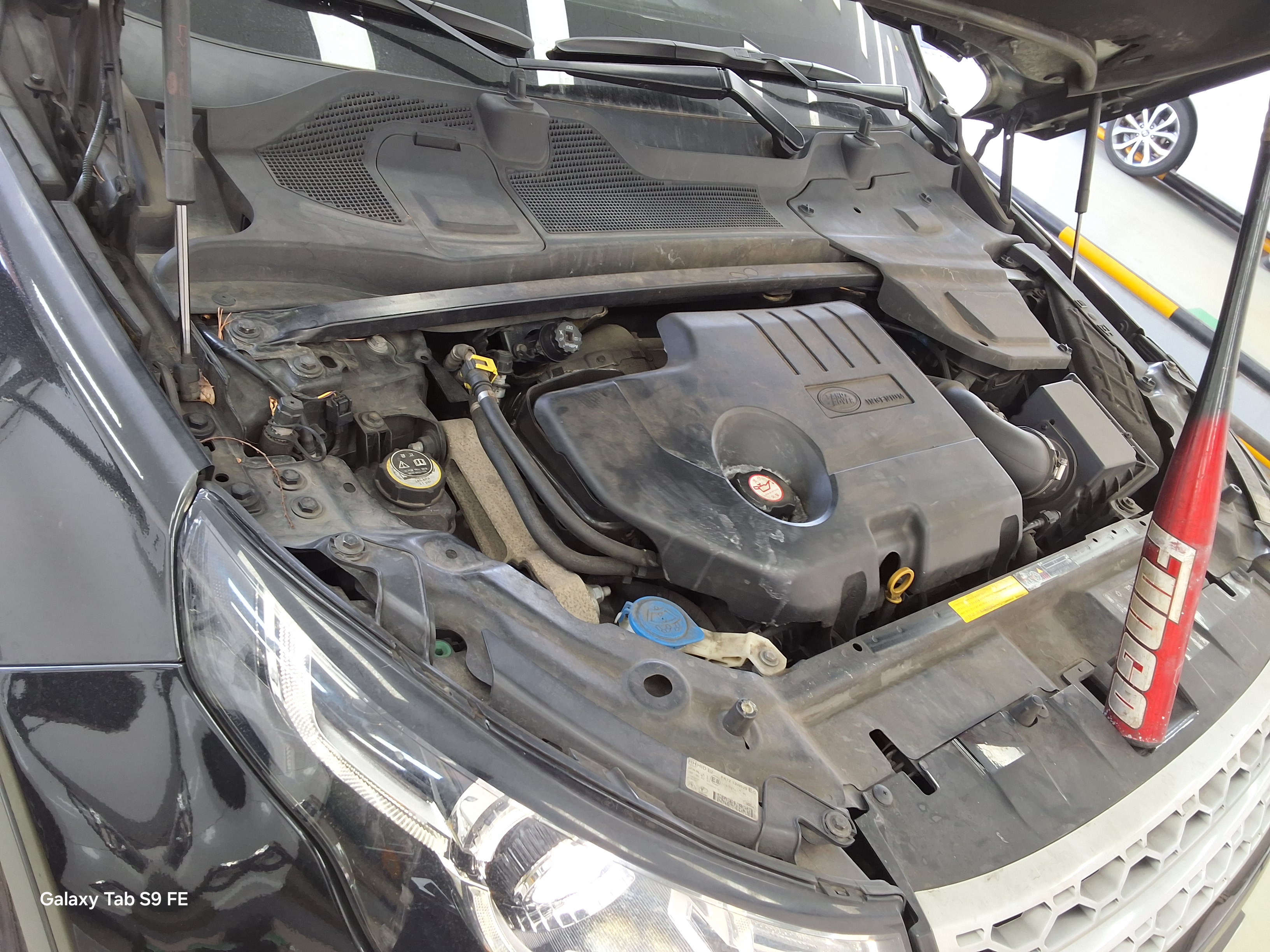 Land Rover Discovery 2019 - Image 20