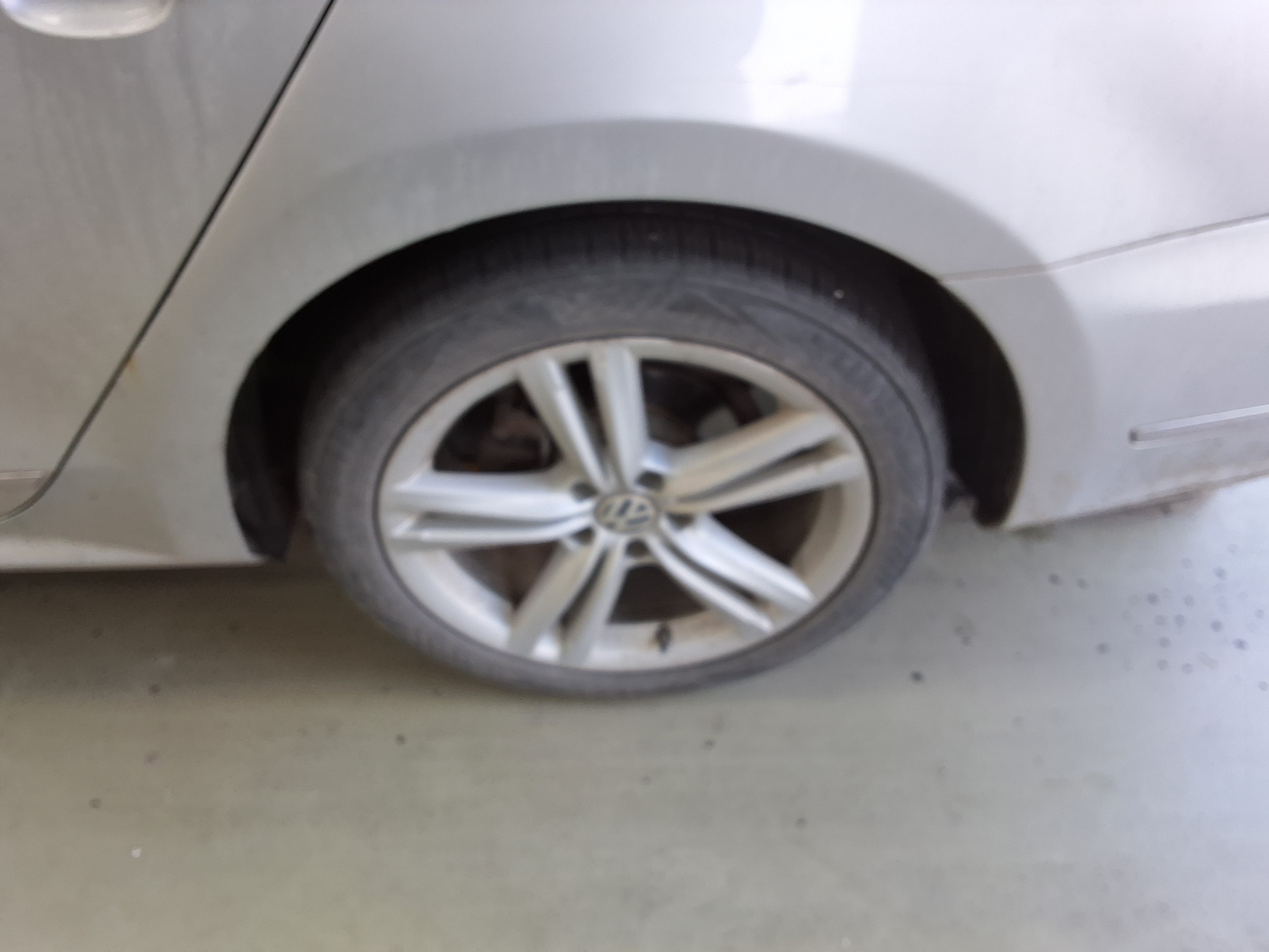 فولكس فاجن أخرى 2013 - صورة 18