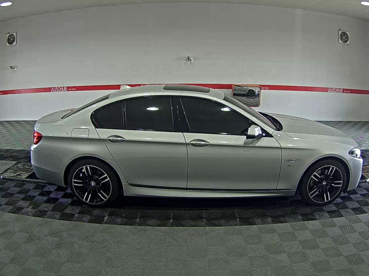 بي إم دبليو الفئة 5 2016 - صورة 3