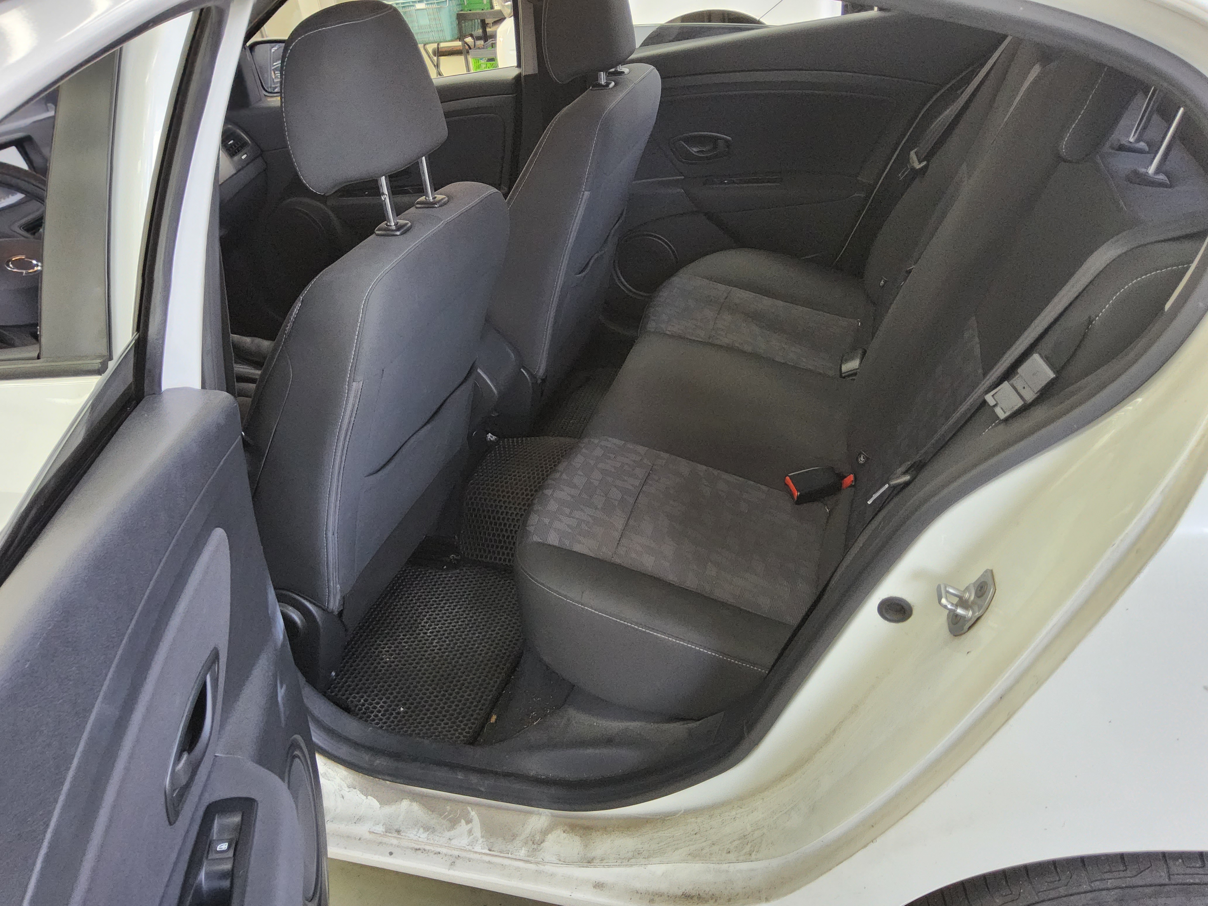 رينو سامسونج SM3 2014 - صورة 11