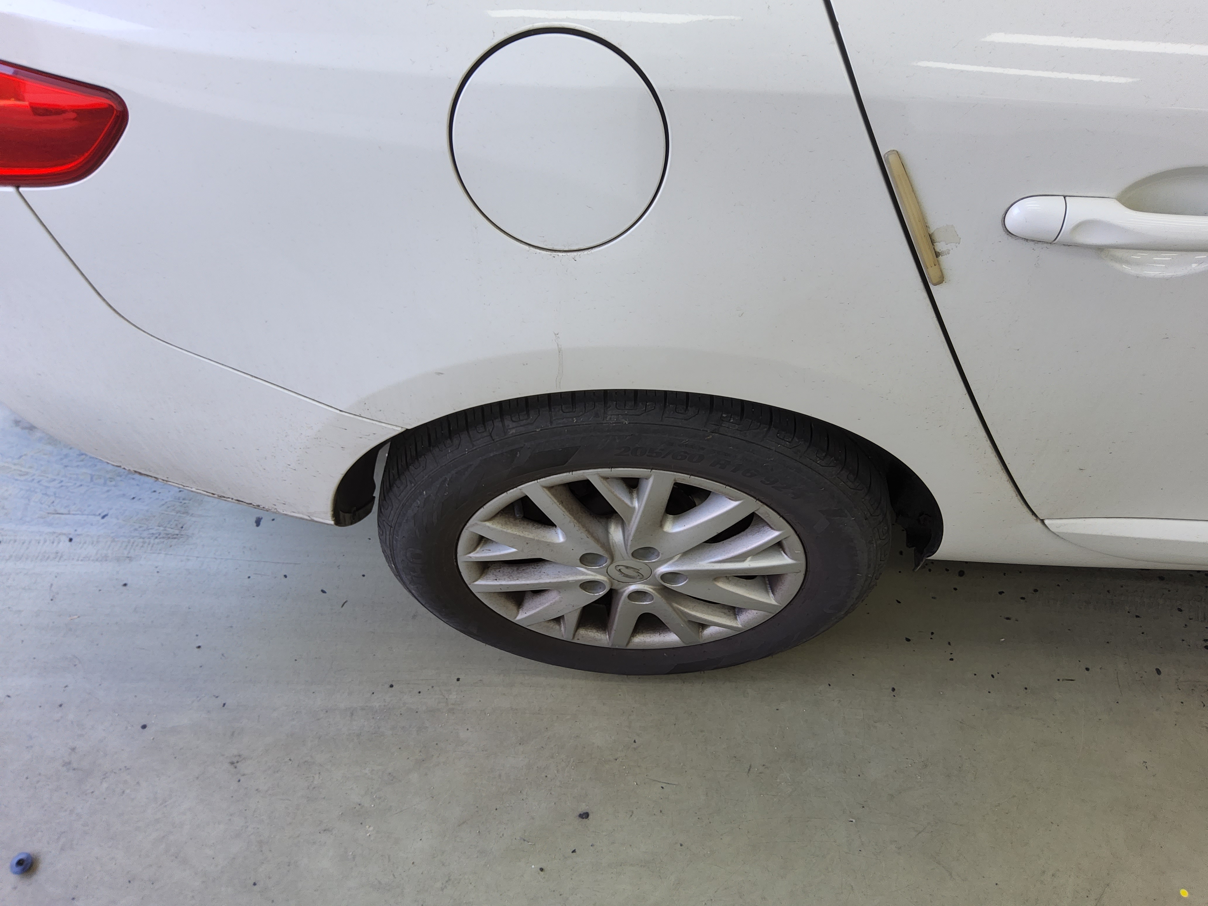 رينو سامسونج SM3 2014 - صورة 20