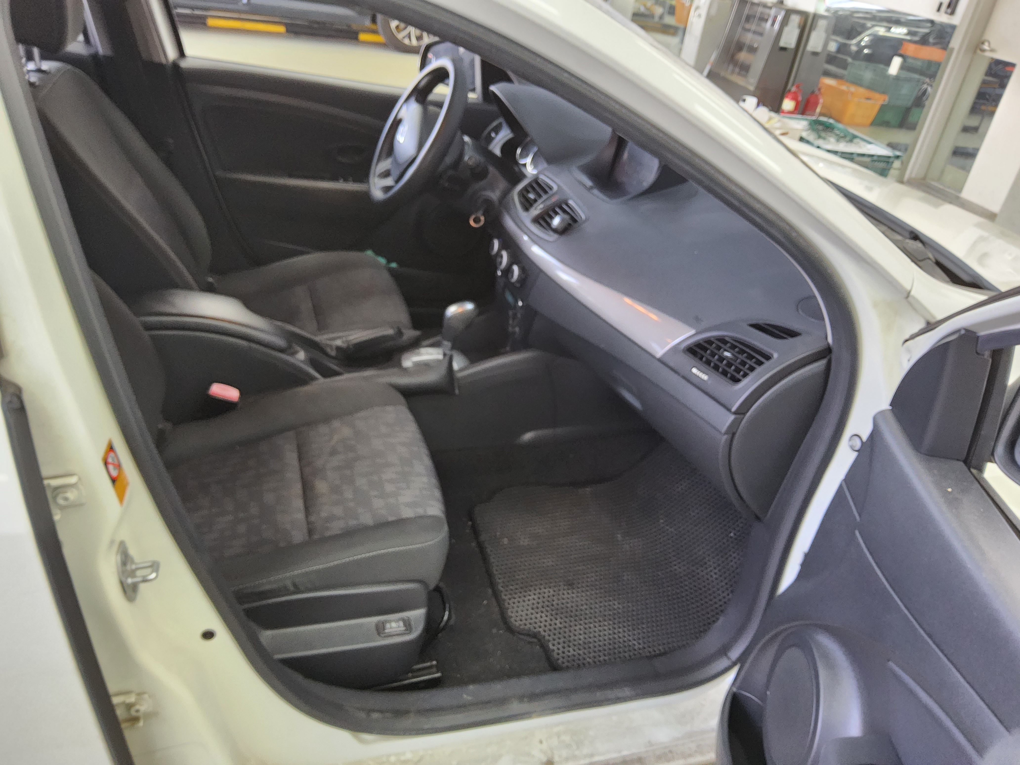 رينو سامسونج SM3 2014 - صورة 13