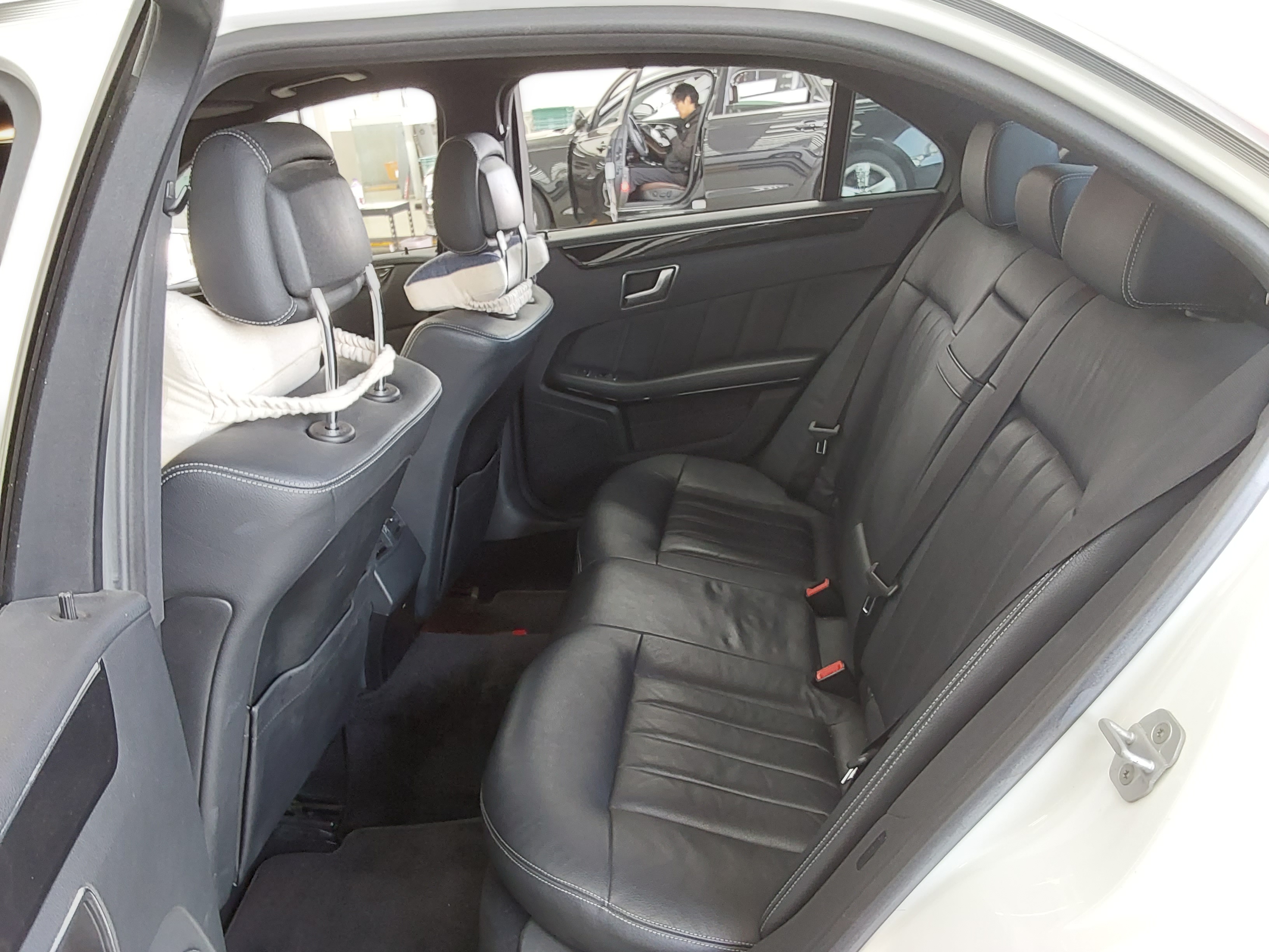 Mercedes-Benz E-Class 2014 - Image 11