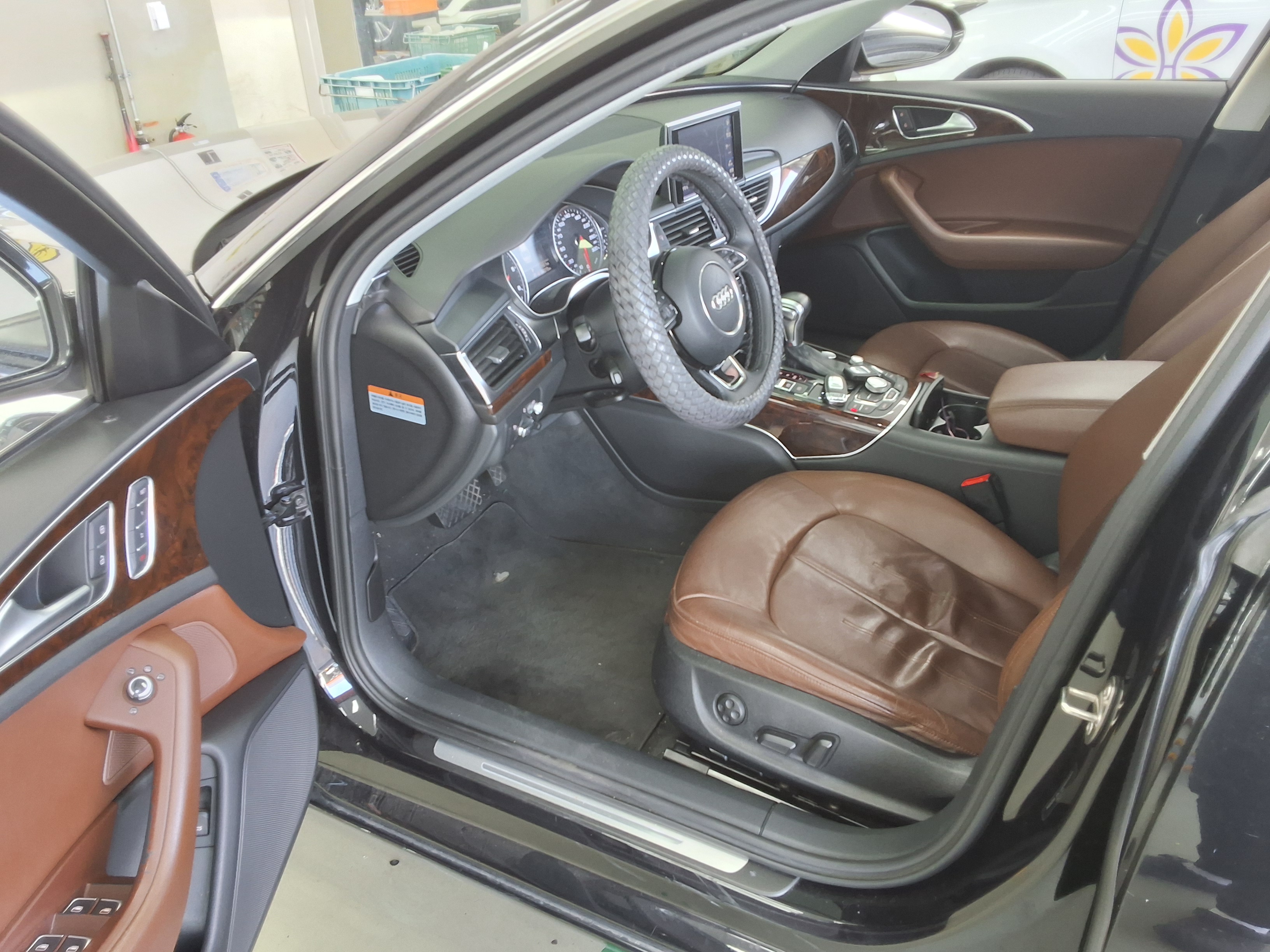 أودي A6 2014 - صورة 9