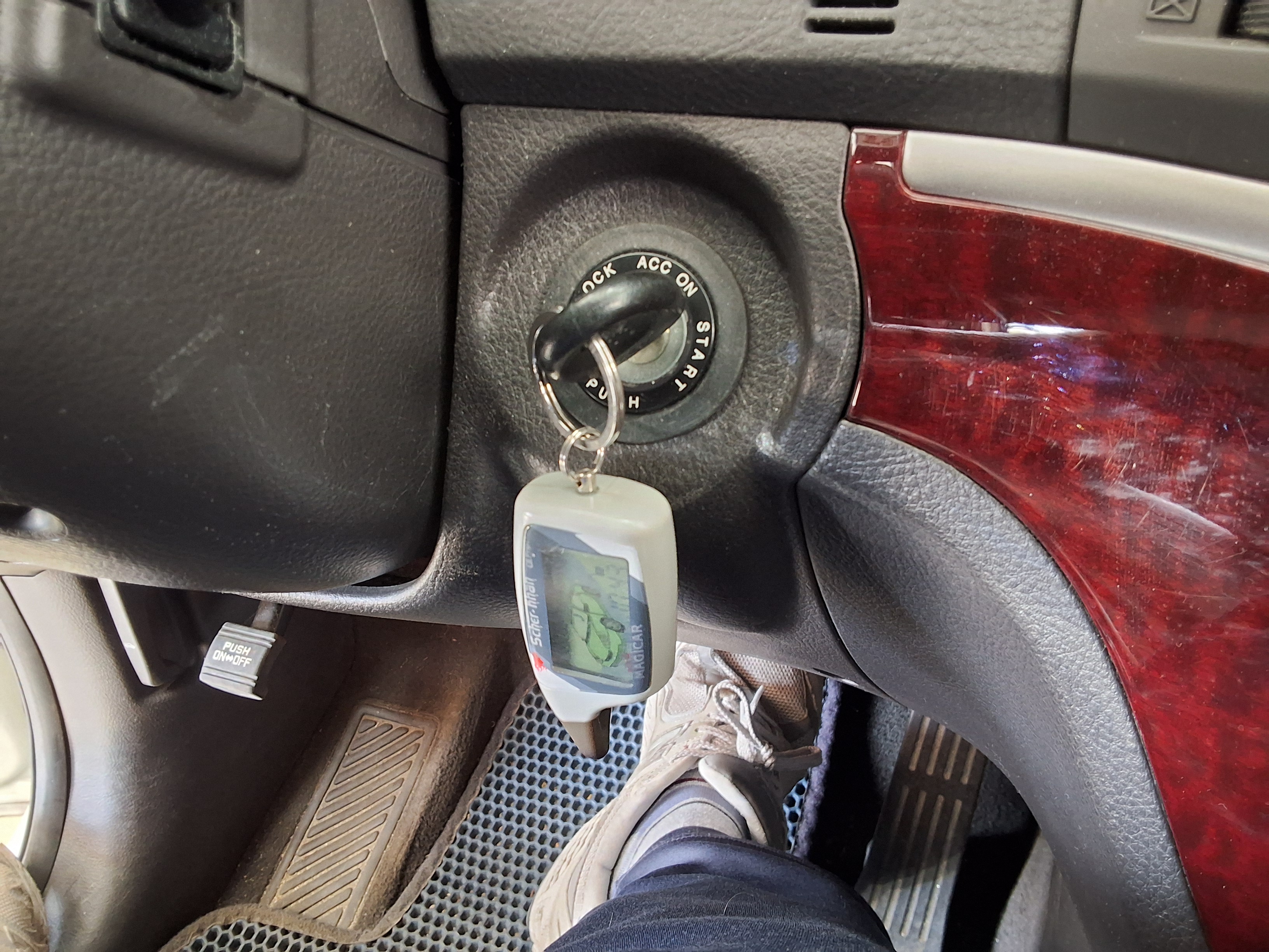 هيونداي سانتافي 2011 - صورة 17