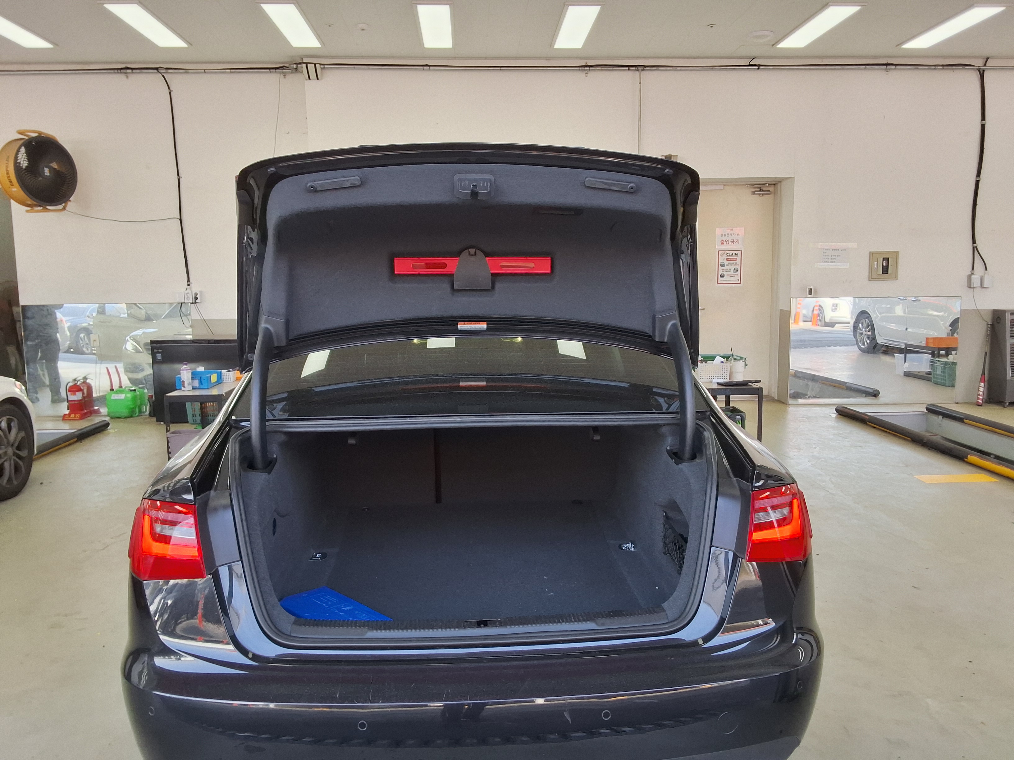 أودي A6 2014 - صورة 14