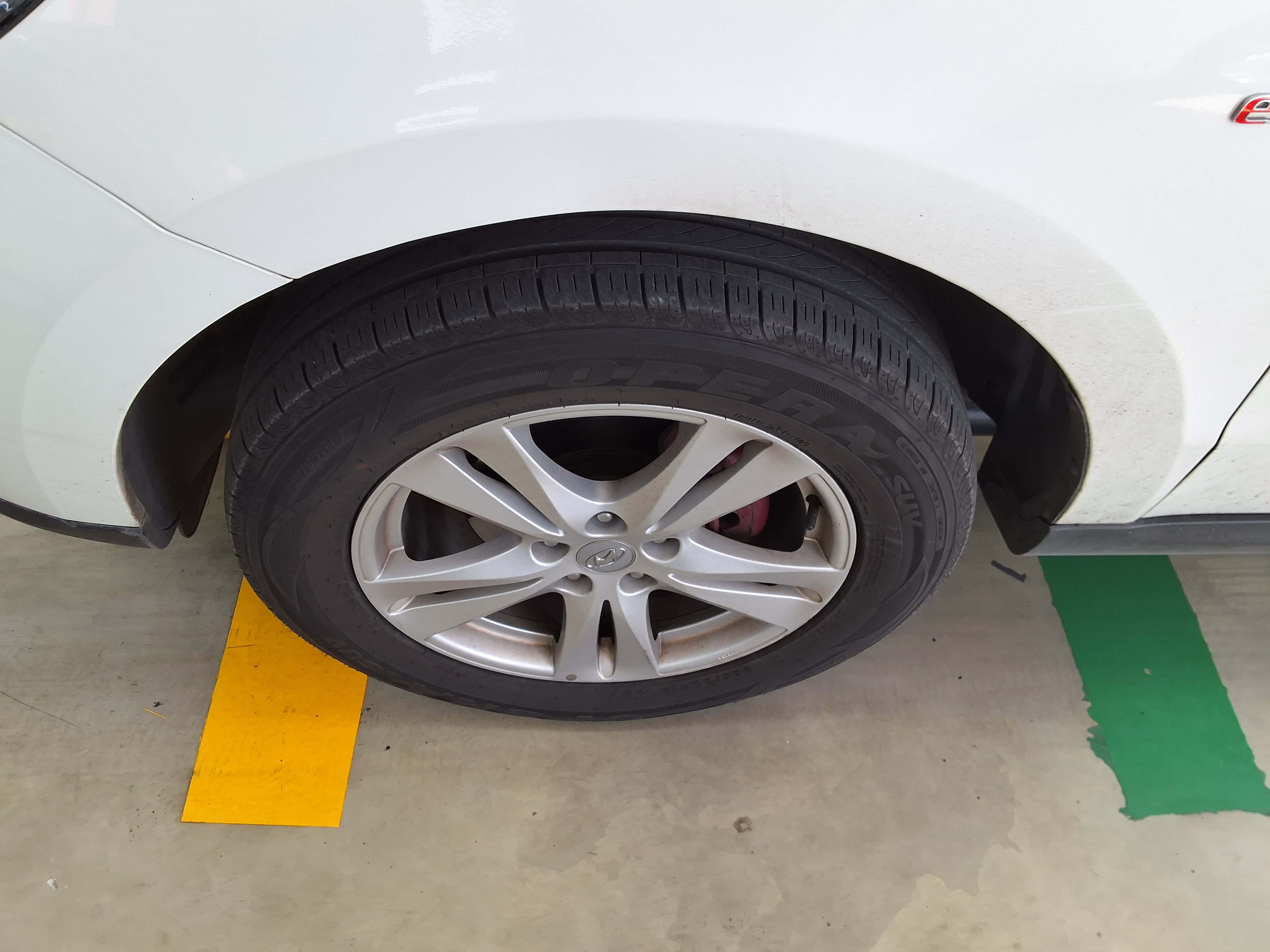 هيونداي سانتافي 2011 - صورة 20