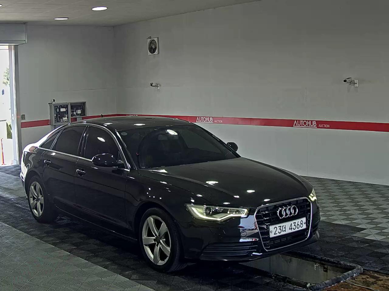 أودي A6 2014 - صورة 2