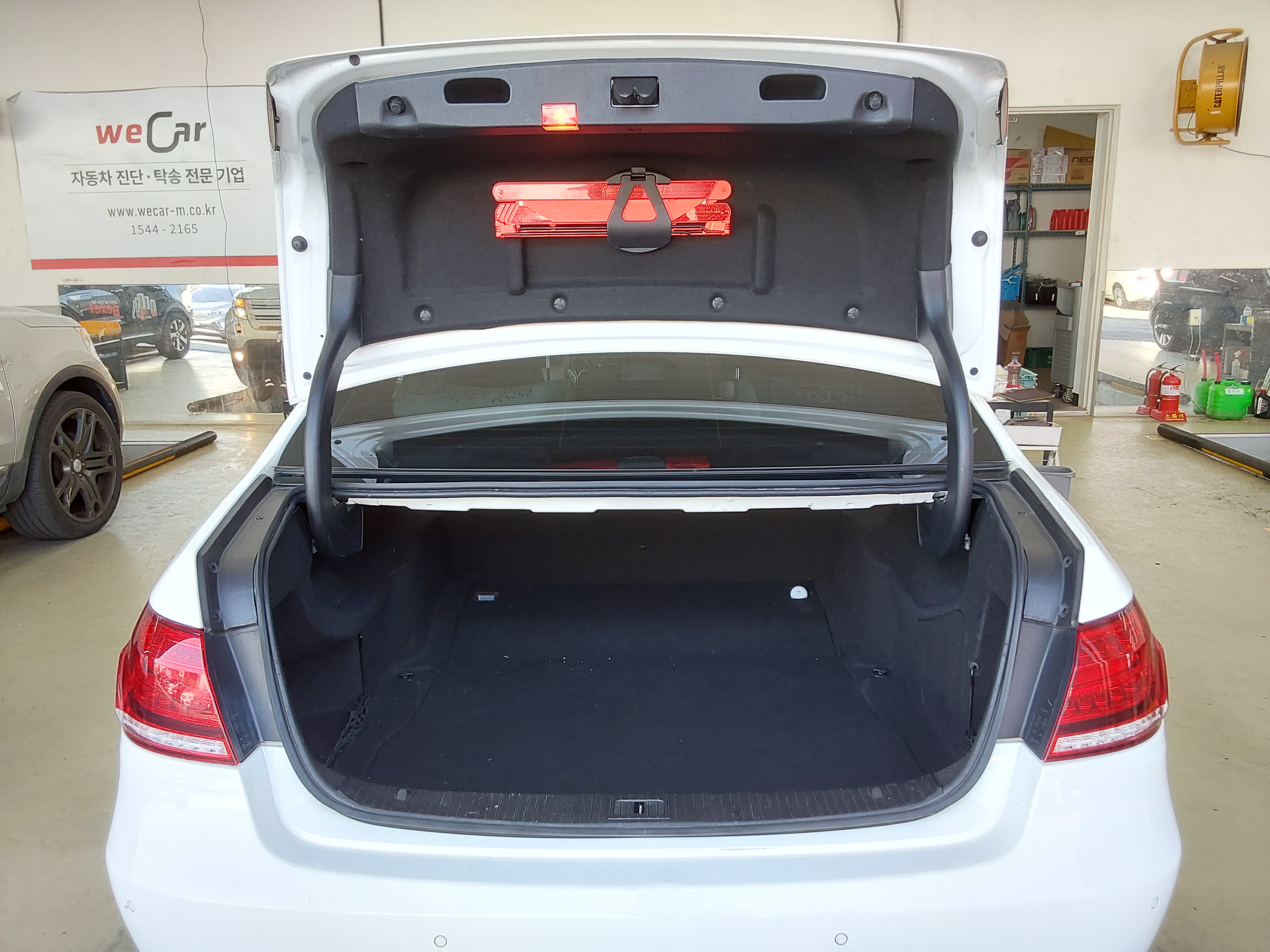 Mercedes-Benz E-Class 2014 - Image 14