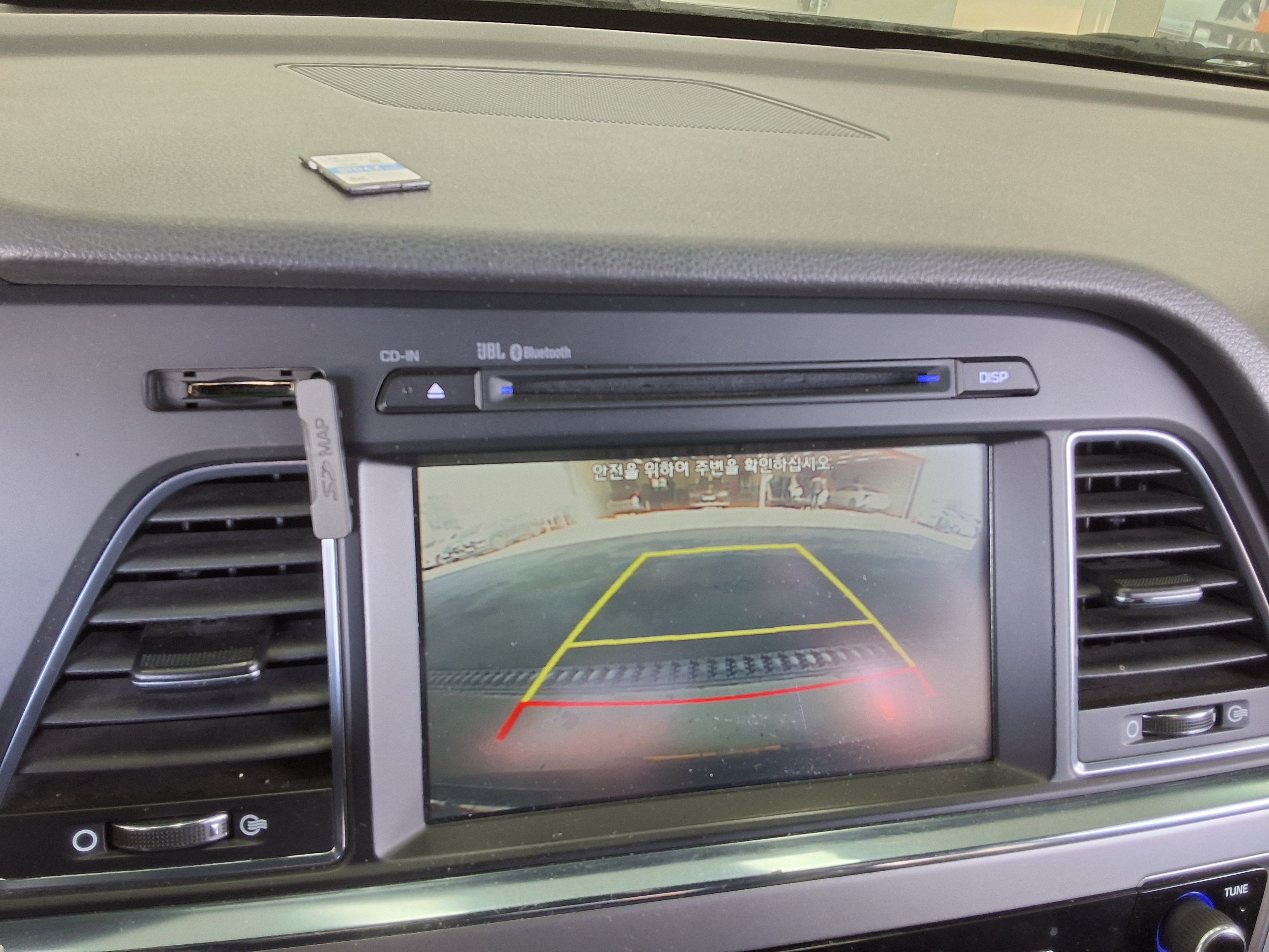 Hyundai  LF쏘나타 2015 - Image 18