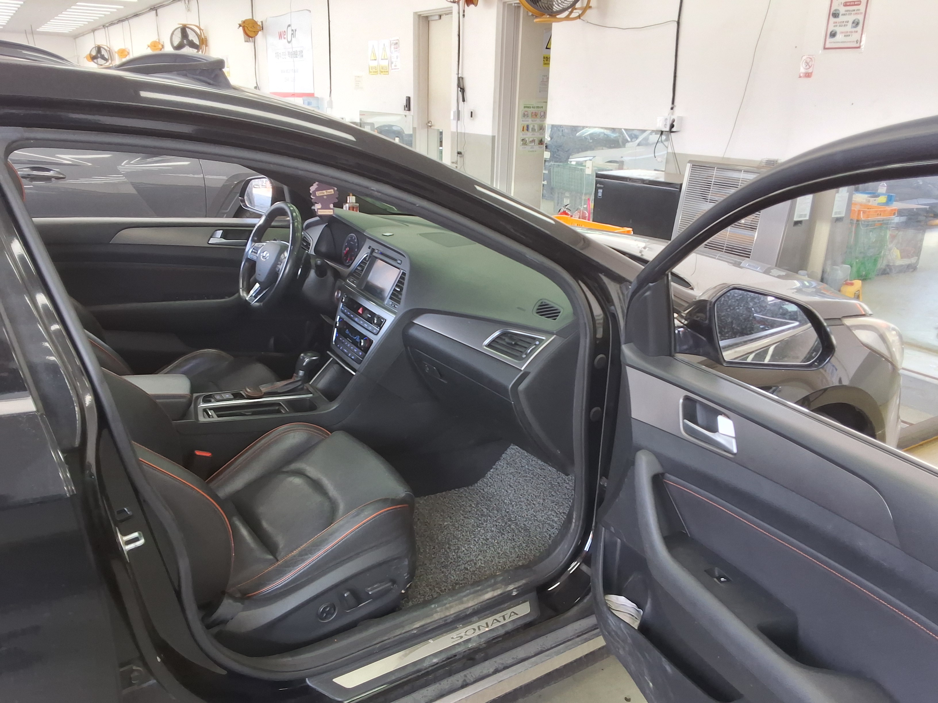 Hyundai  LF쏘나타 2015 - Image 13