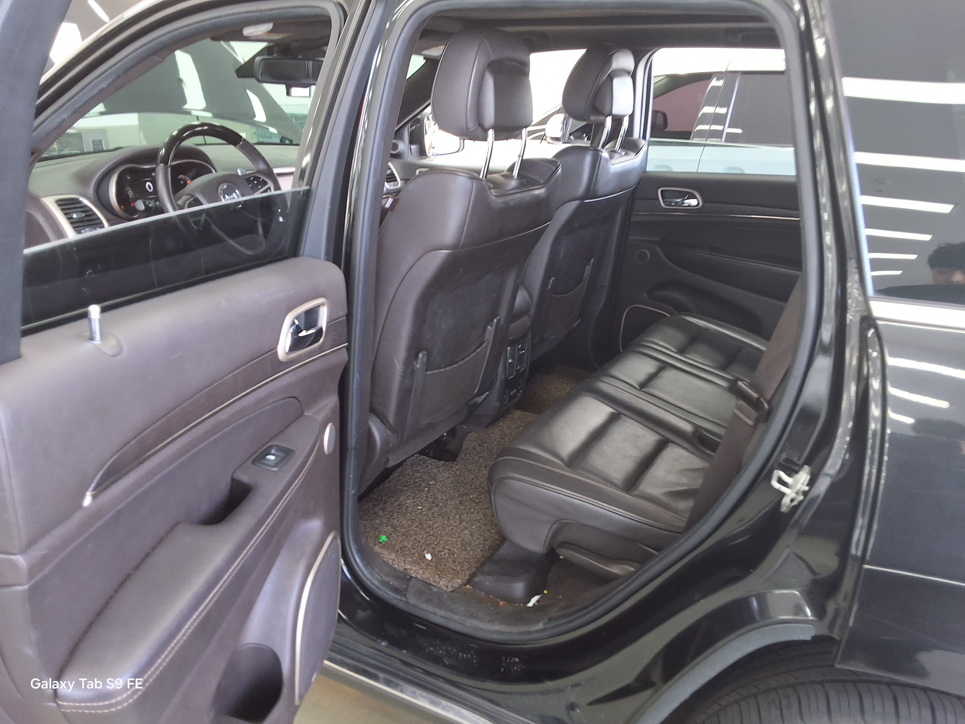 جيب جراند شيروكي 2014 - صورة 11