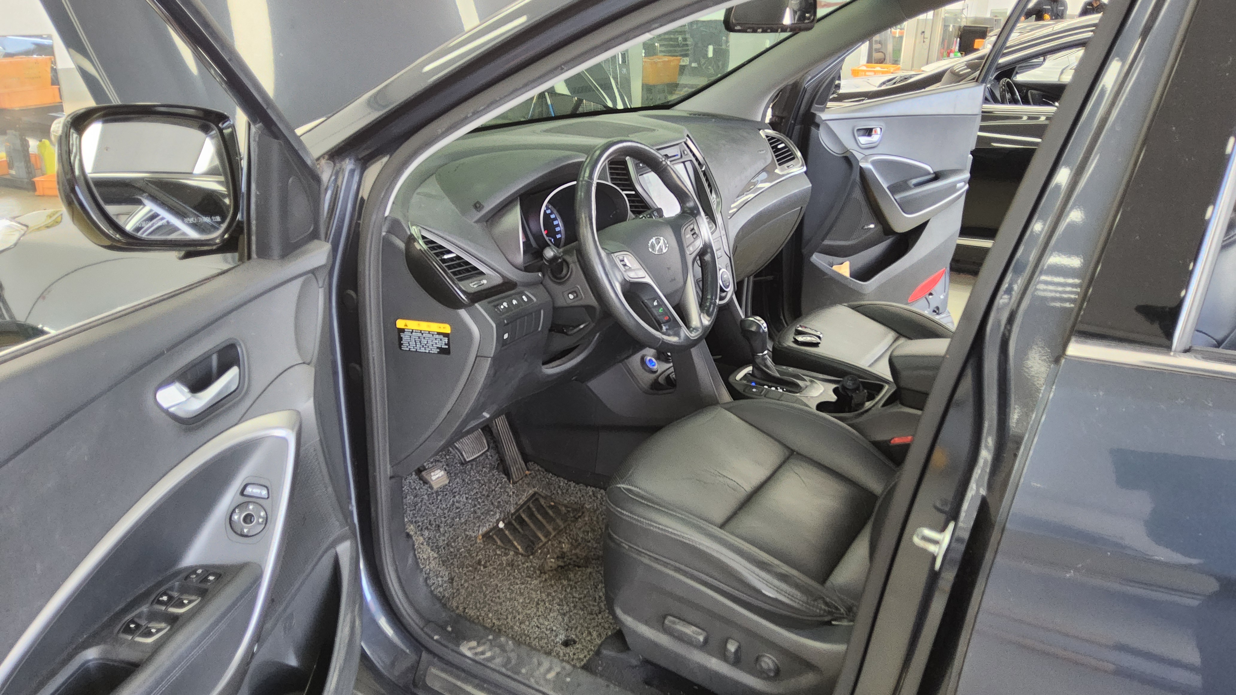 هيونداي سانتافي 2013 - صورة 9