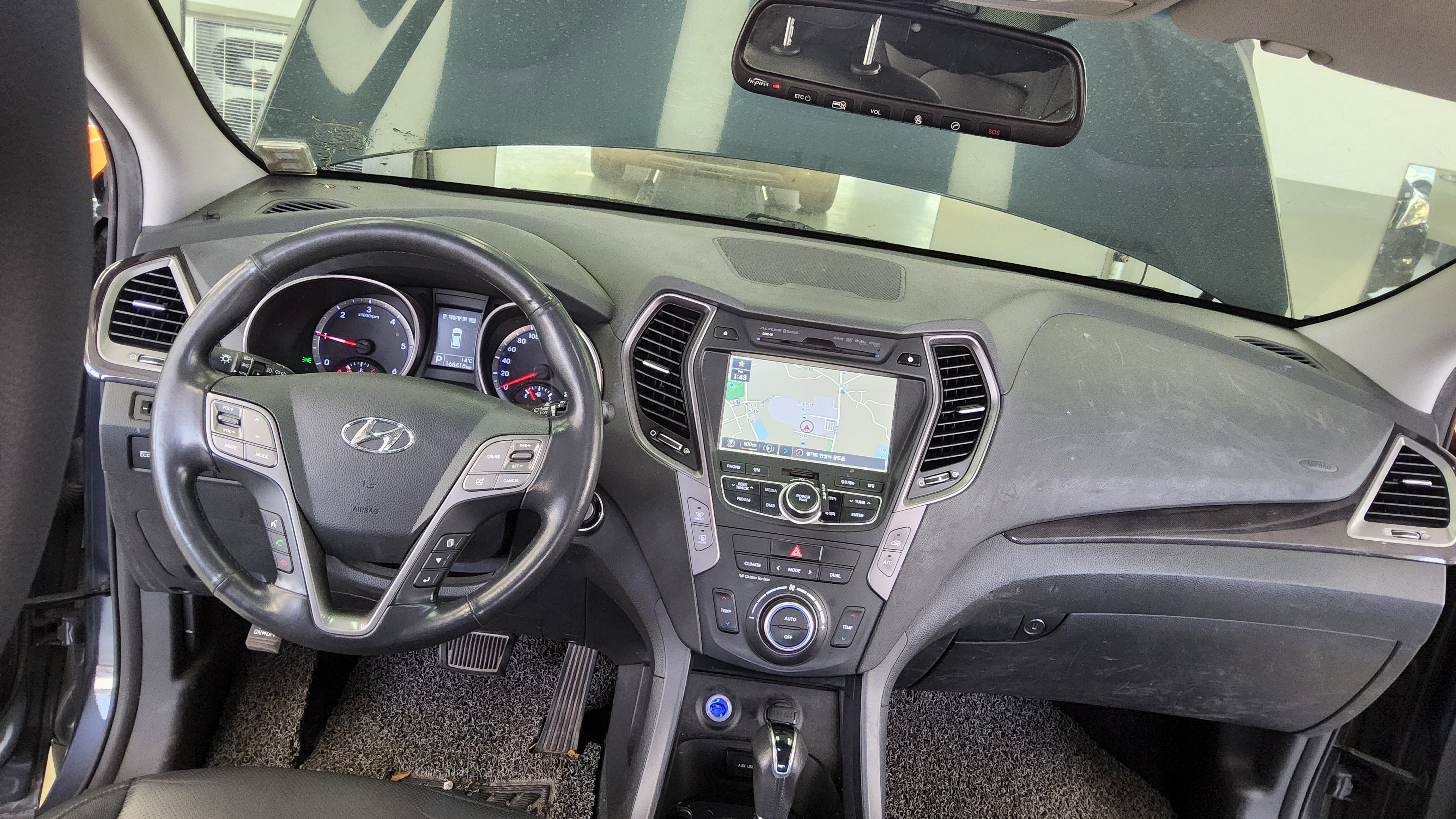 هيونداي سانتافي 2013 - صورة 10