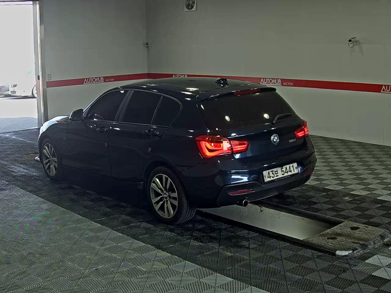 BMW 1 Series 2016 - Image 5