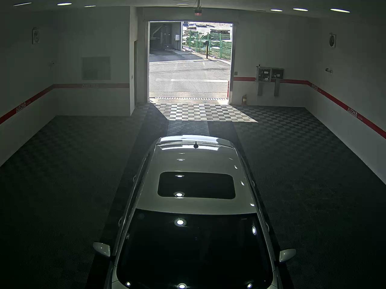 فولكس فاجن أخرى 2013 - صورة 6