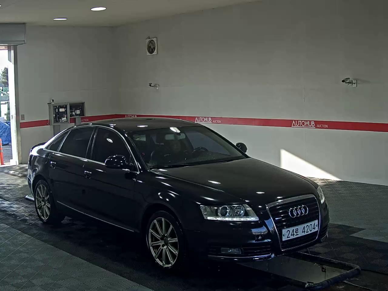 Audi A6 2011 - Image 2