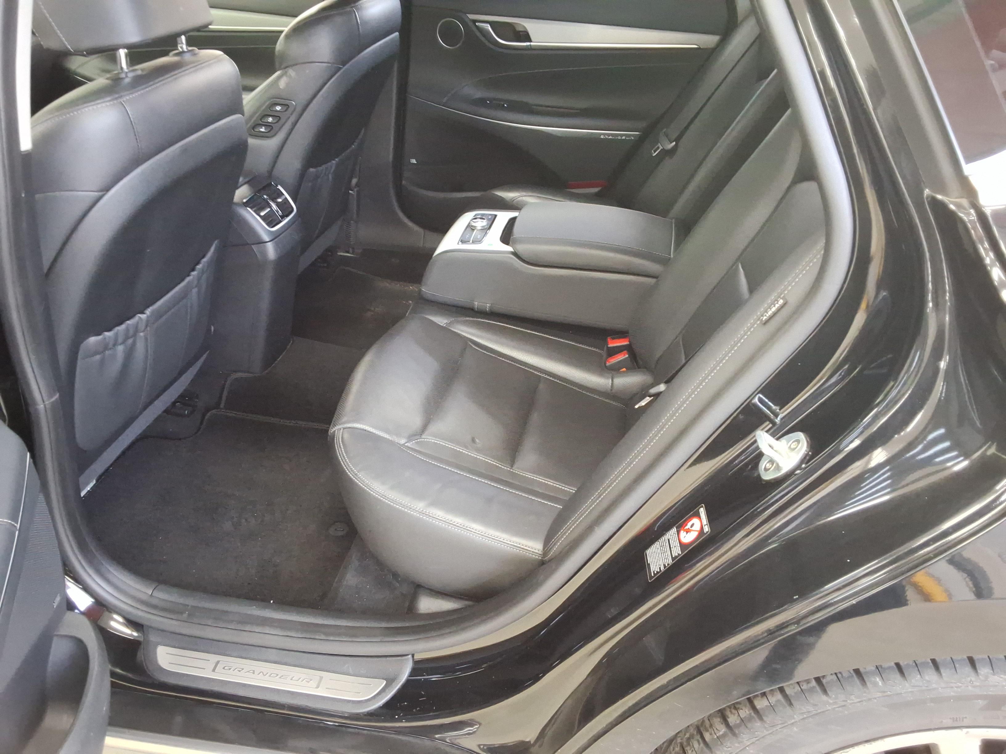 Hyundai Grandeur 2019 - Image 12