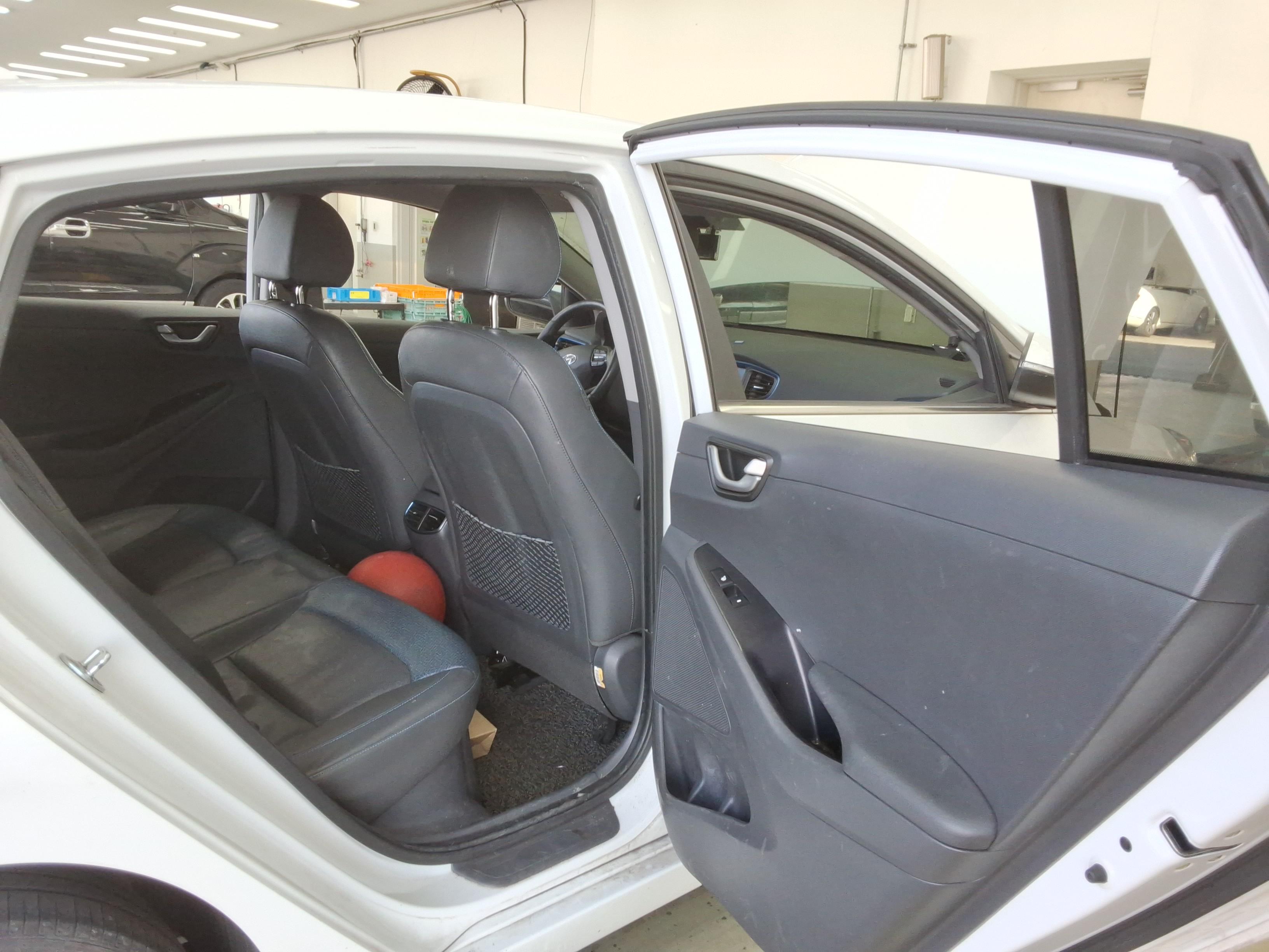 현대자동차 아이오닉 2016 - 이미지 11