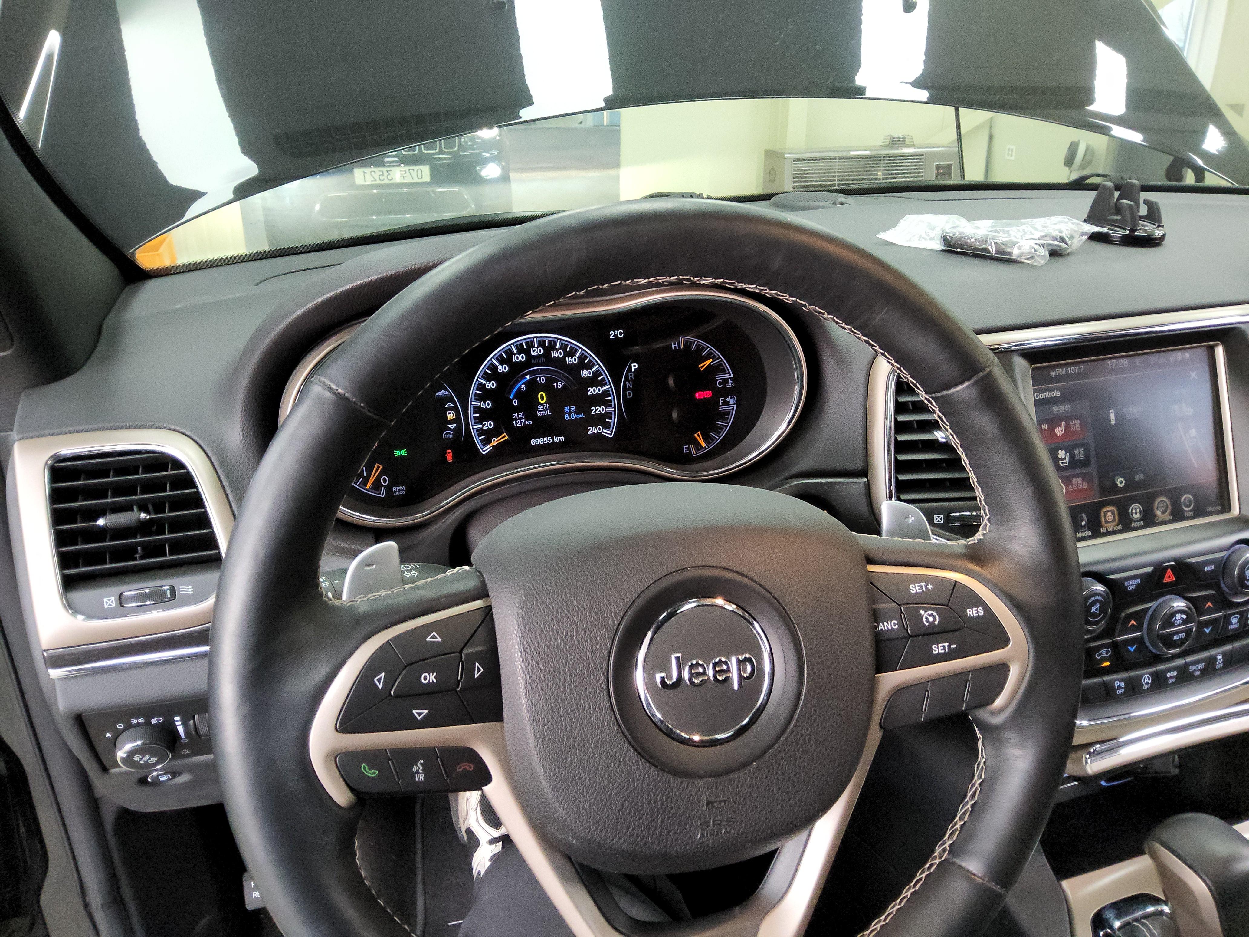 JEEP 그랜드 체로키 2017 - 이미지 17