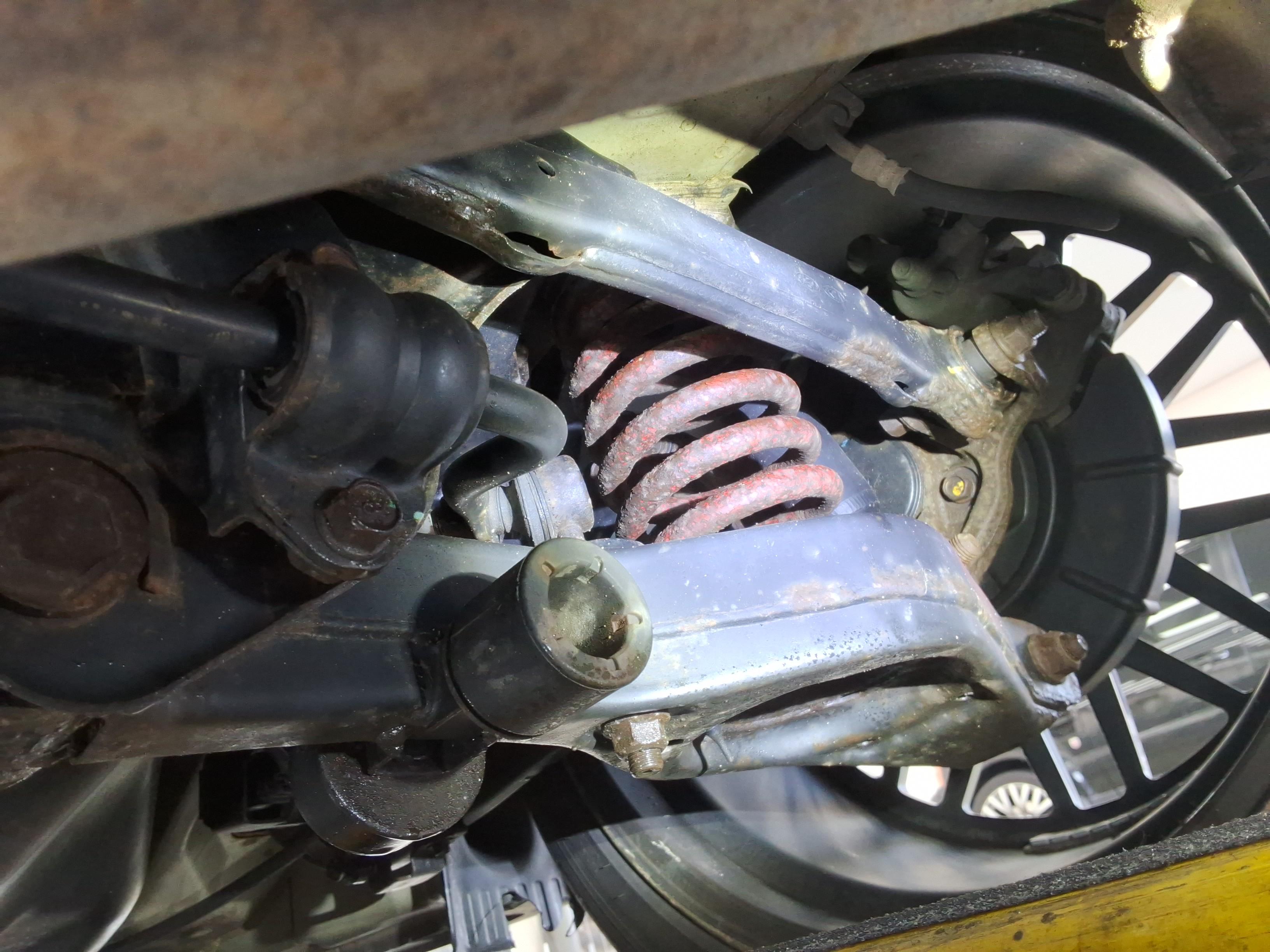 Kia K7 2011 - Image 20