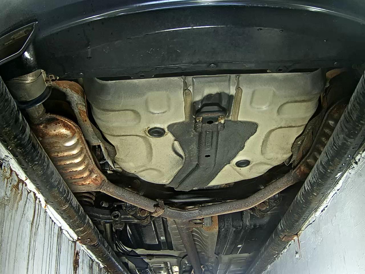 Kia K7 2011 - Image 7