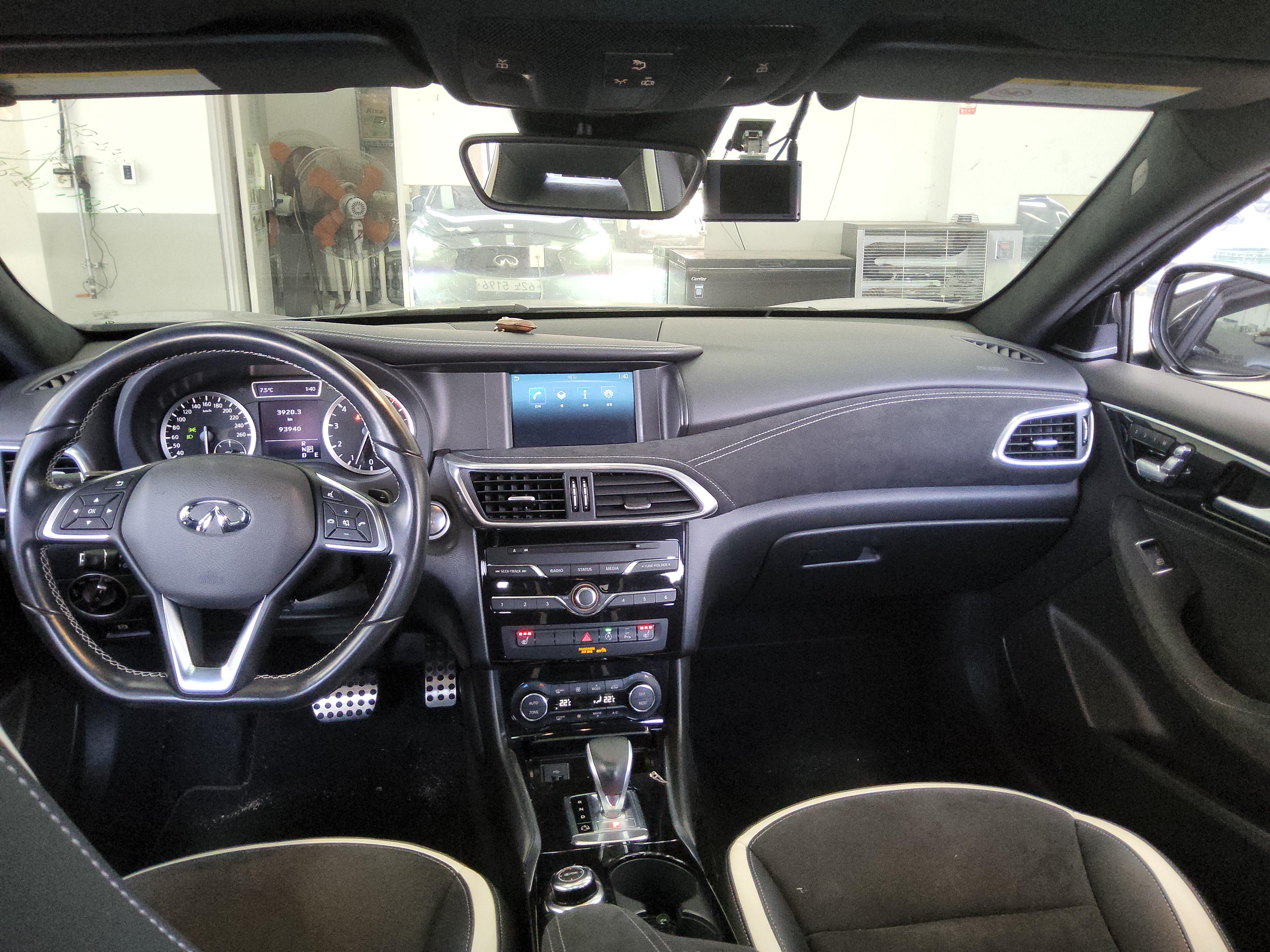 إنفينيتي Q30 2017 - صورة 10