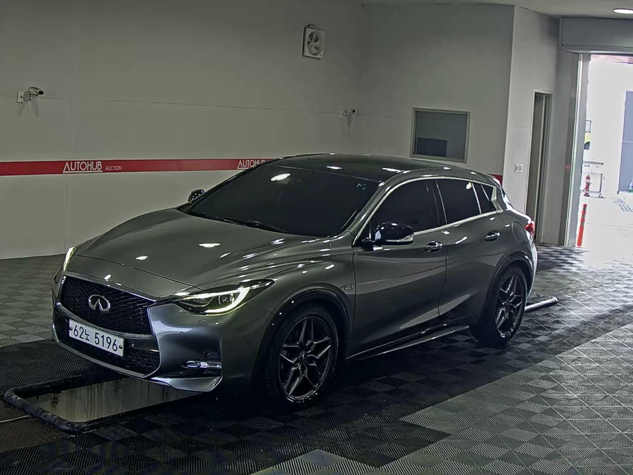 إنفينيتي Q30