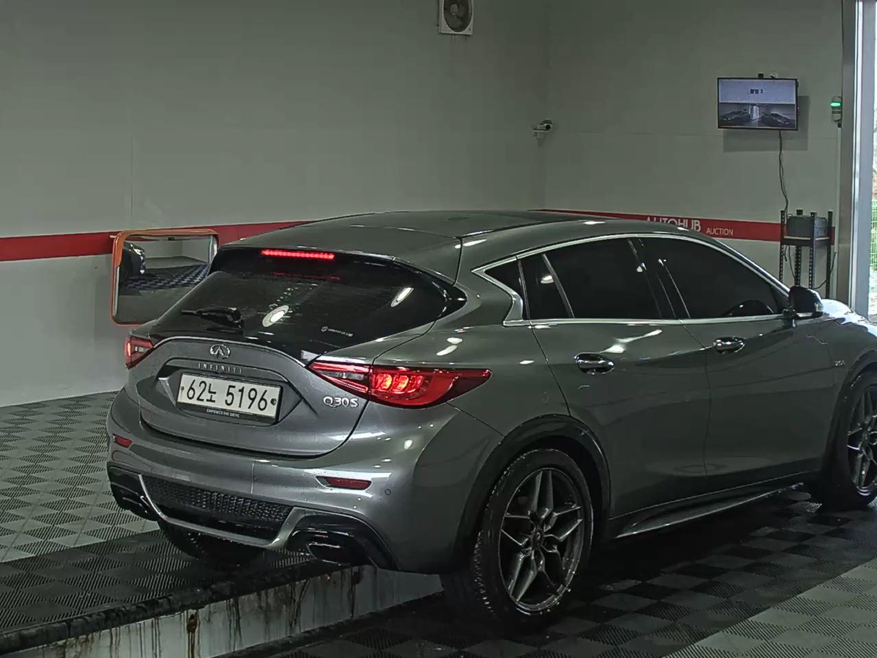 إنفينيتي Q30 2017 - صورة 4
