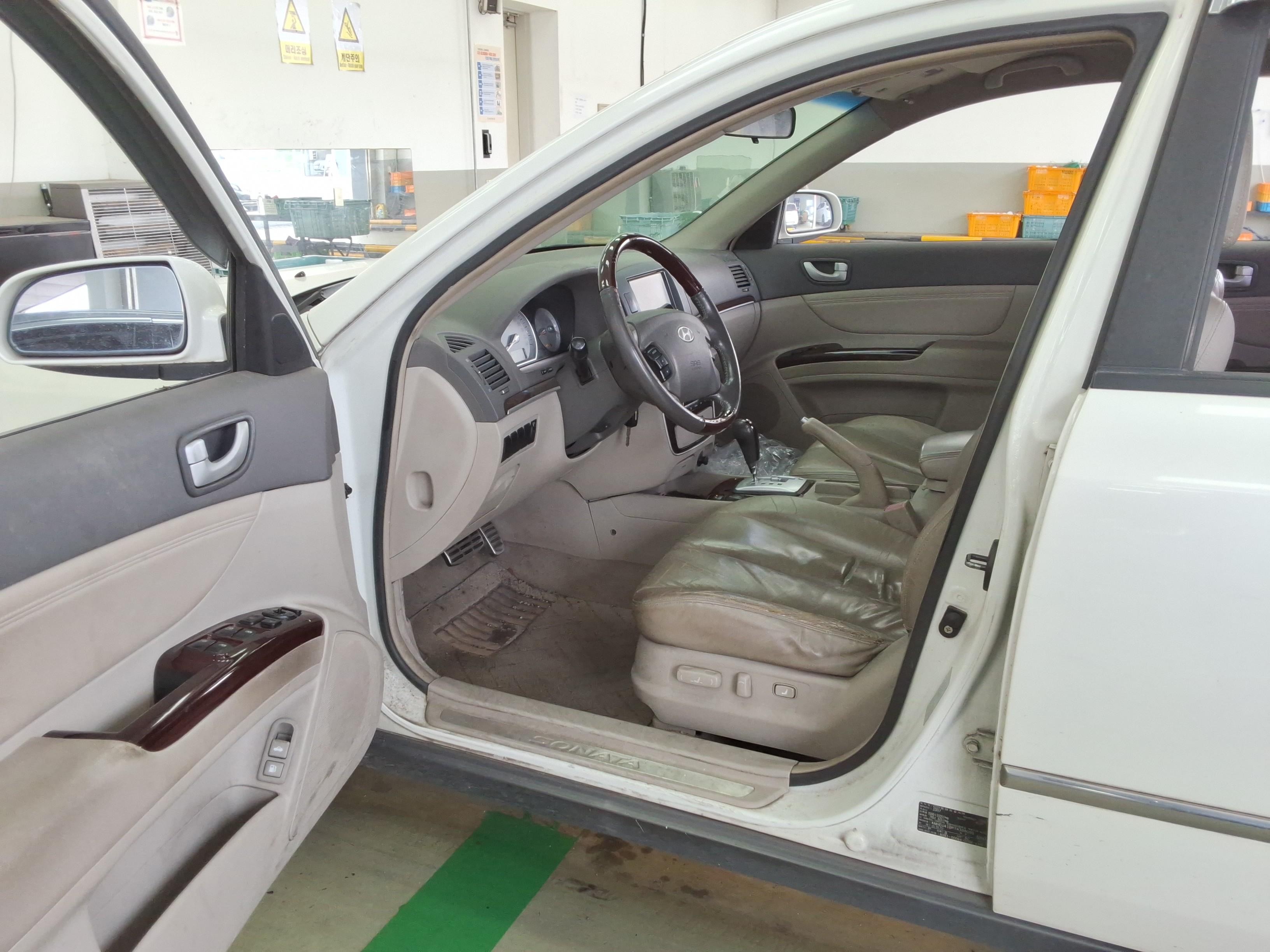 Hyundai Sonata 2007 - Image 9