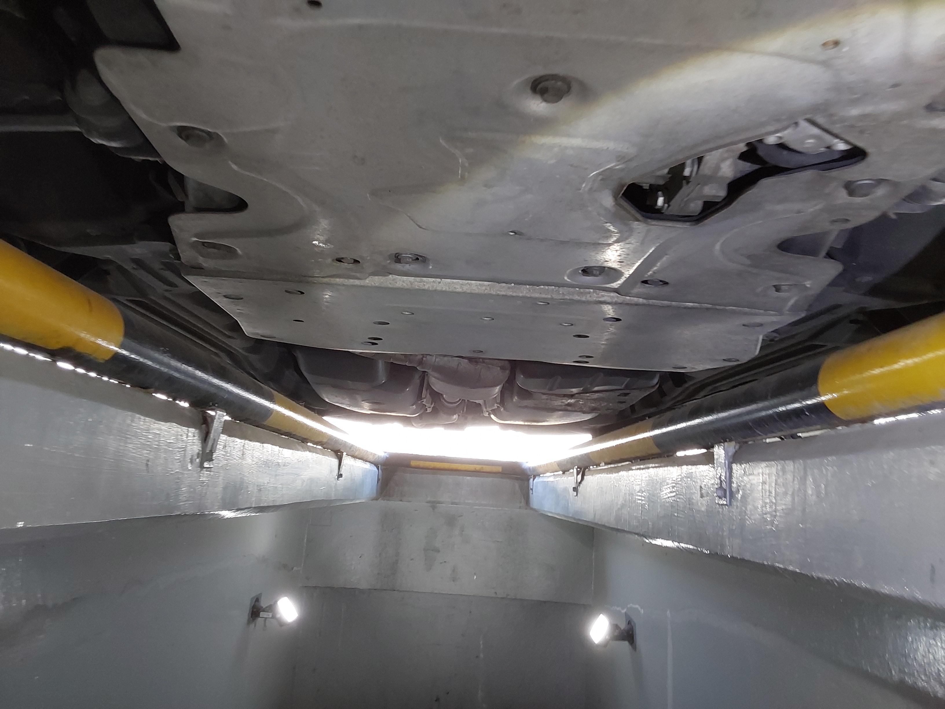 LAND-ROVER 디스커버리 2017 - 이미지 9