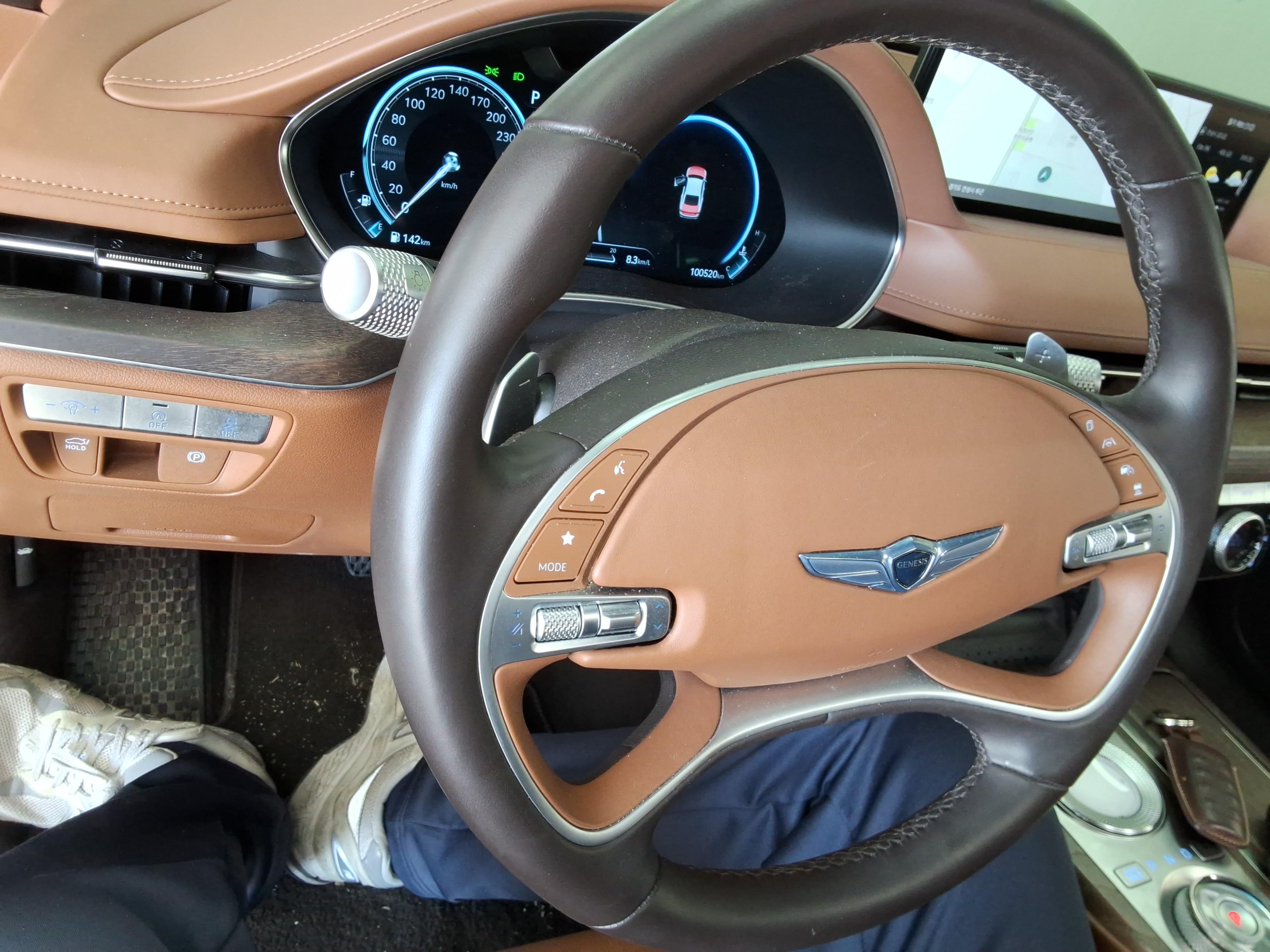 Genesis G80 2022 - Image 16