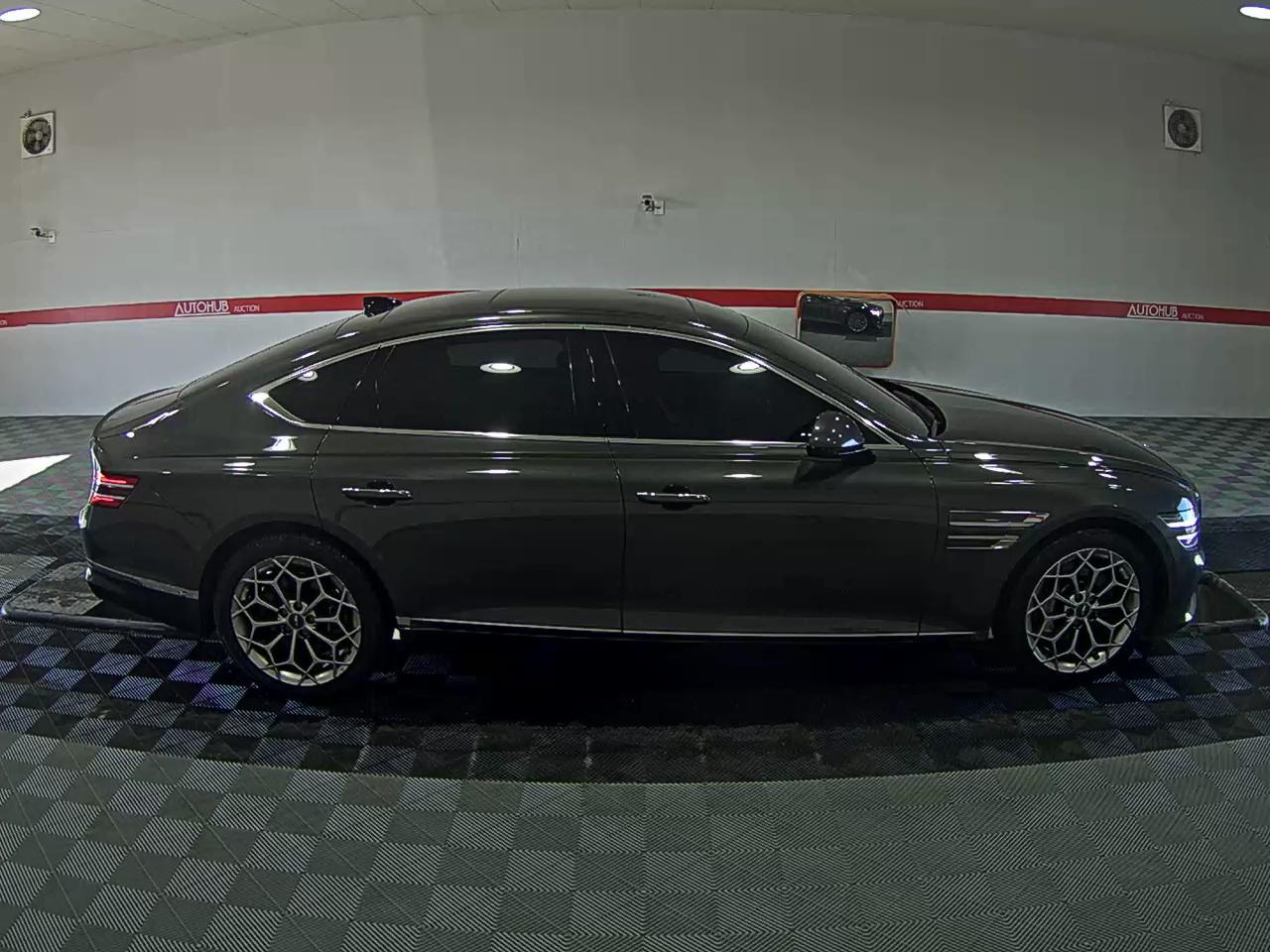 Genesis G80 2022 - Image 3