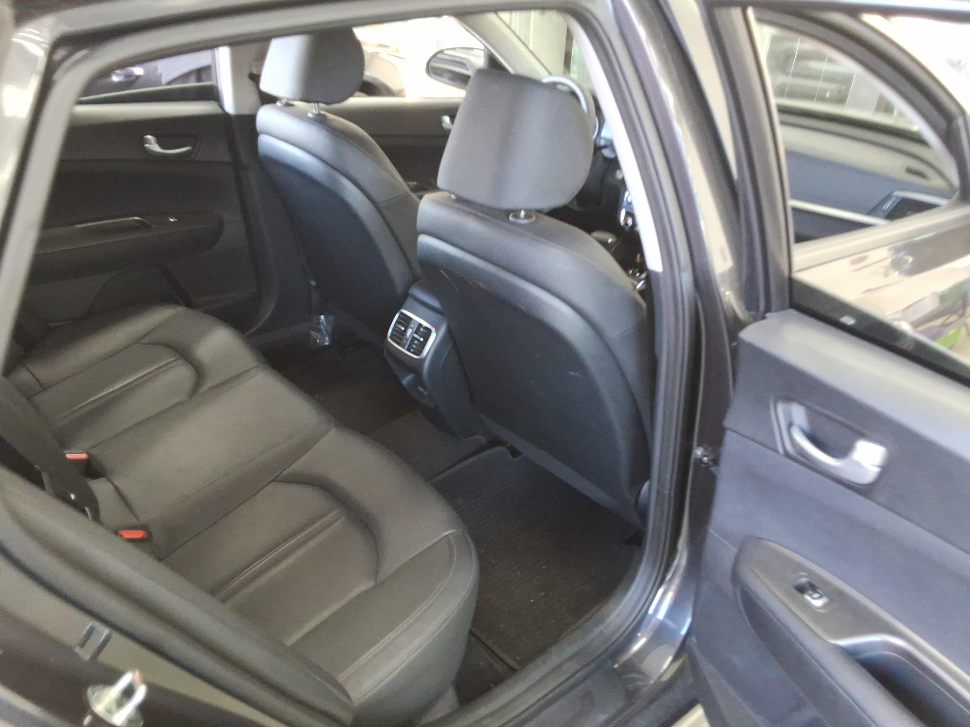 كيا K5 2019 - صورة 13