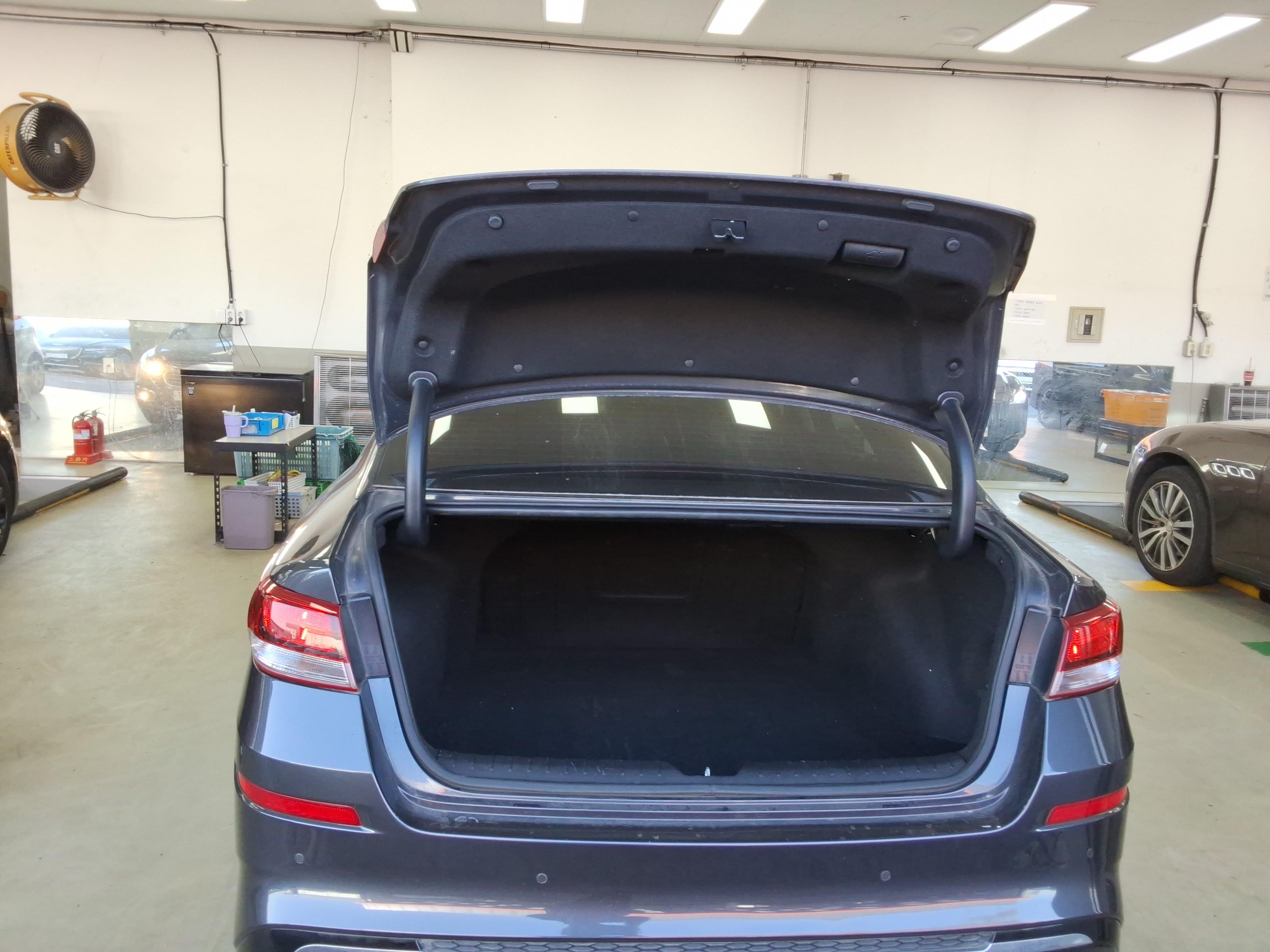 كيا K5 2019 - صورة 15