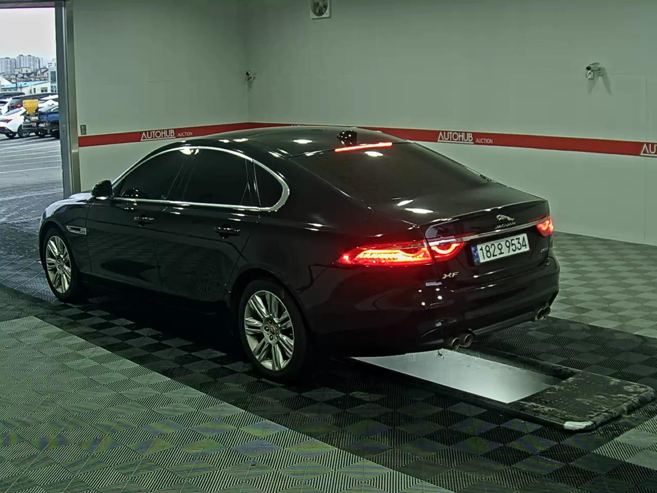 Jaguar Jaguar 2018 - Image 5