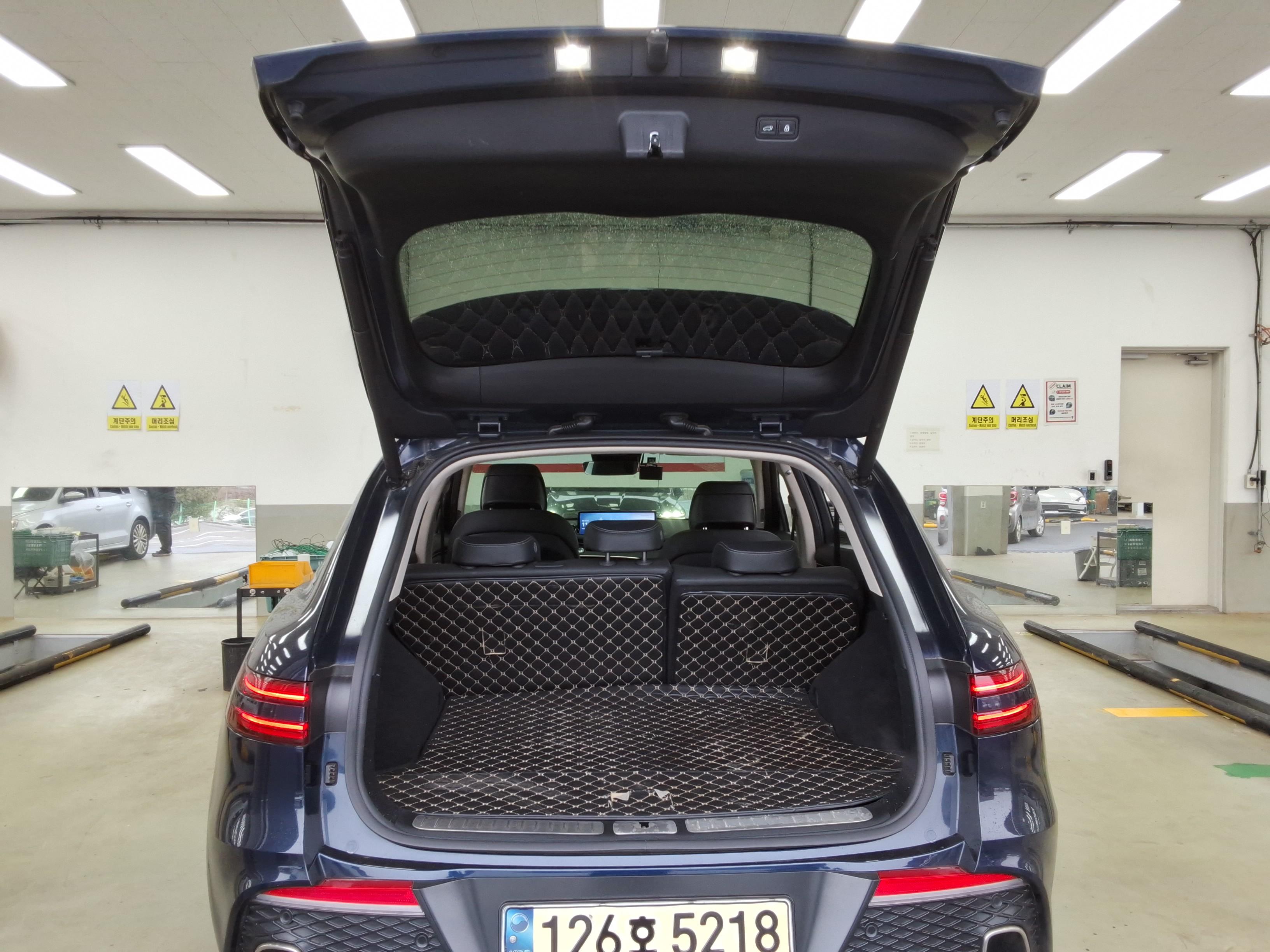 جينيسيس GV70 2021 - صورة 15