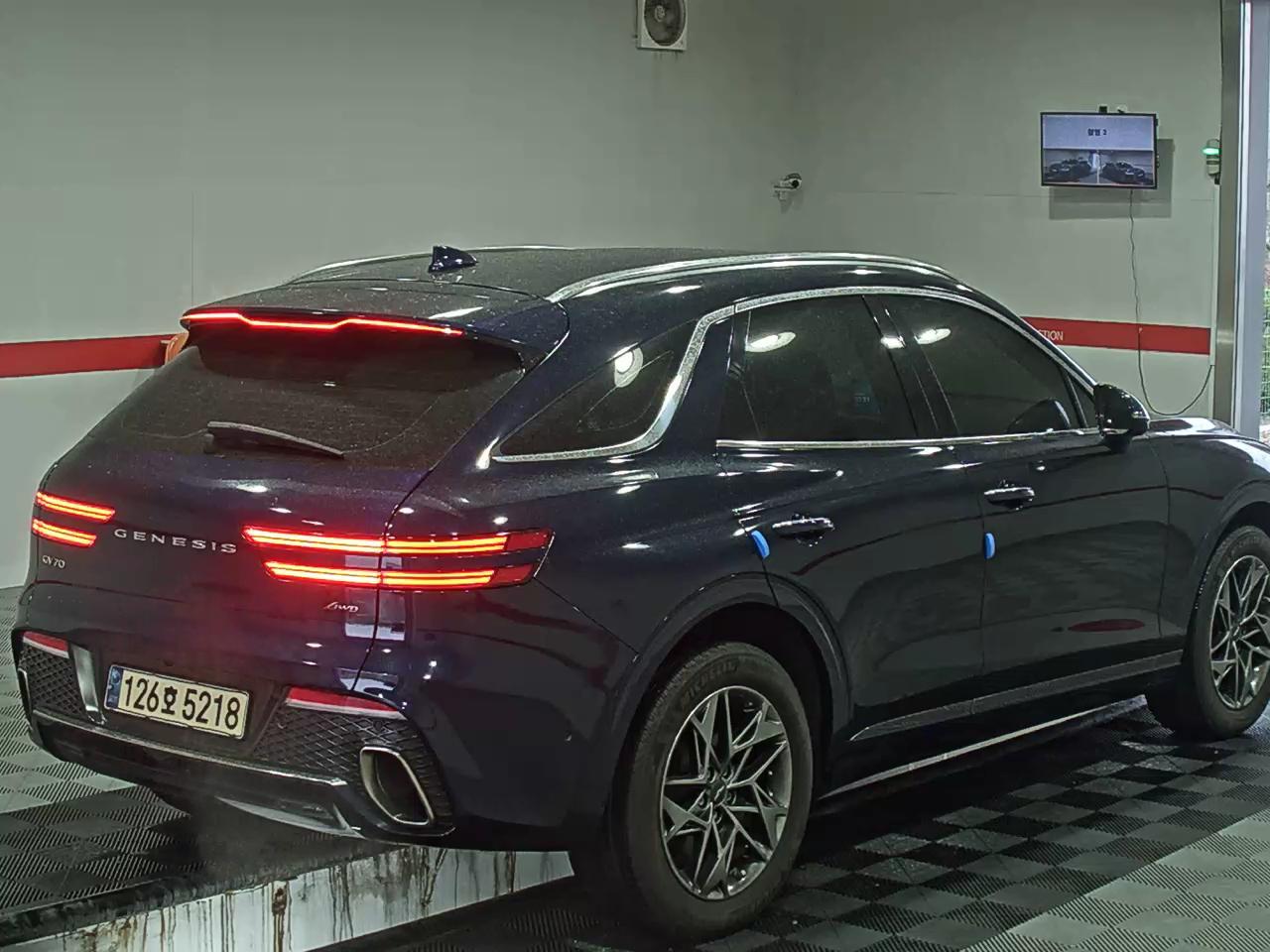 جينيسيس GV70 2021 - صورة 4