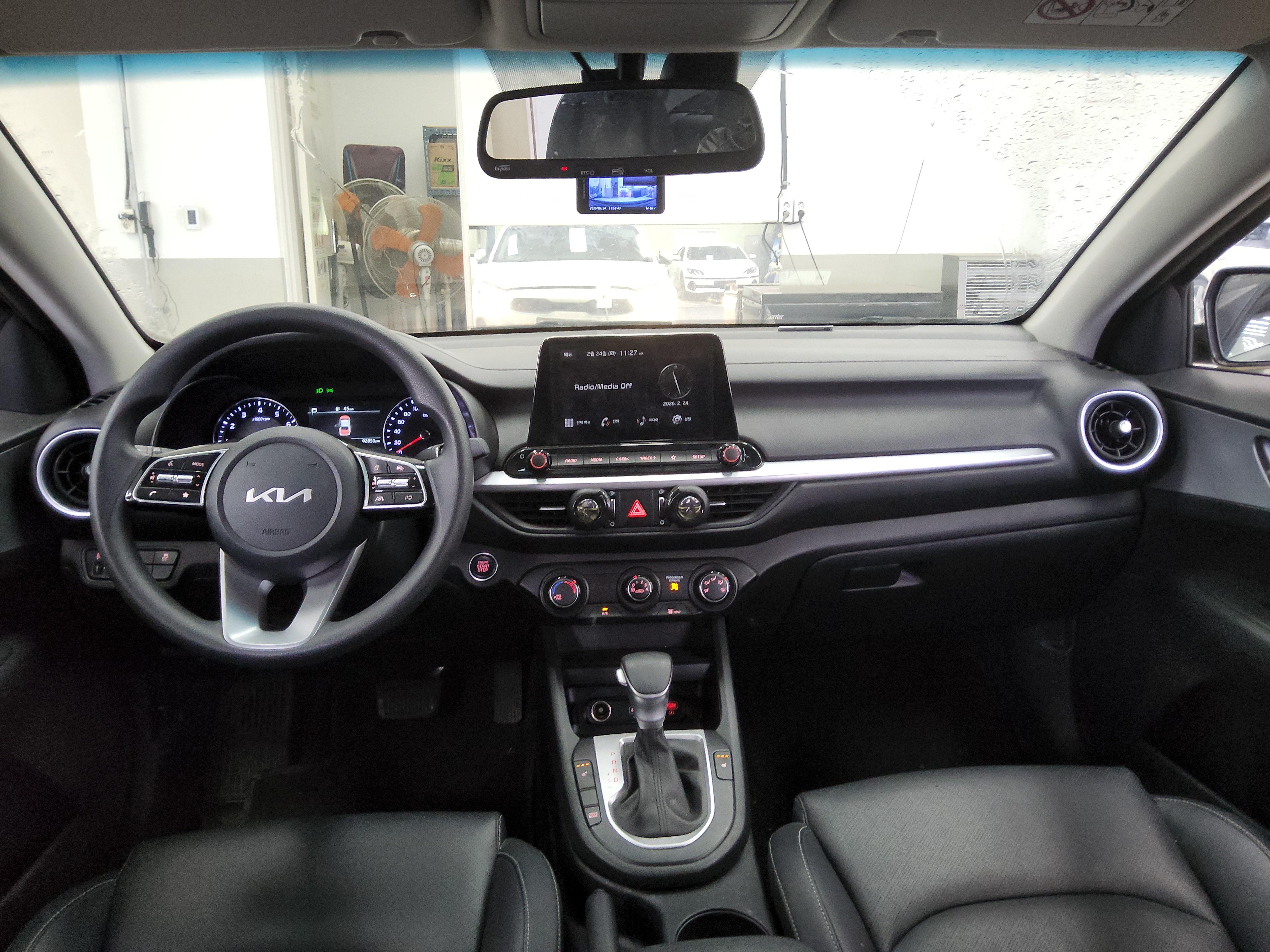 Kia K3 2024 - Image 10