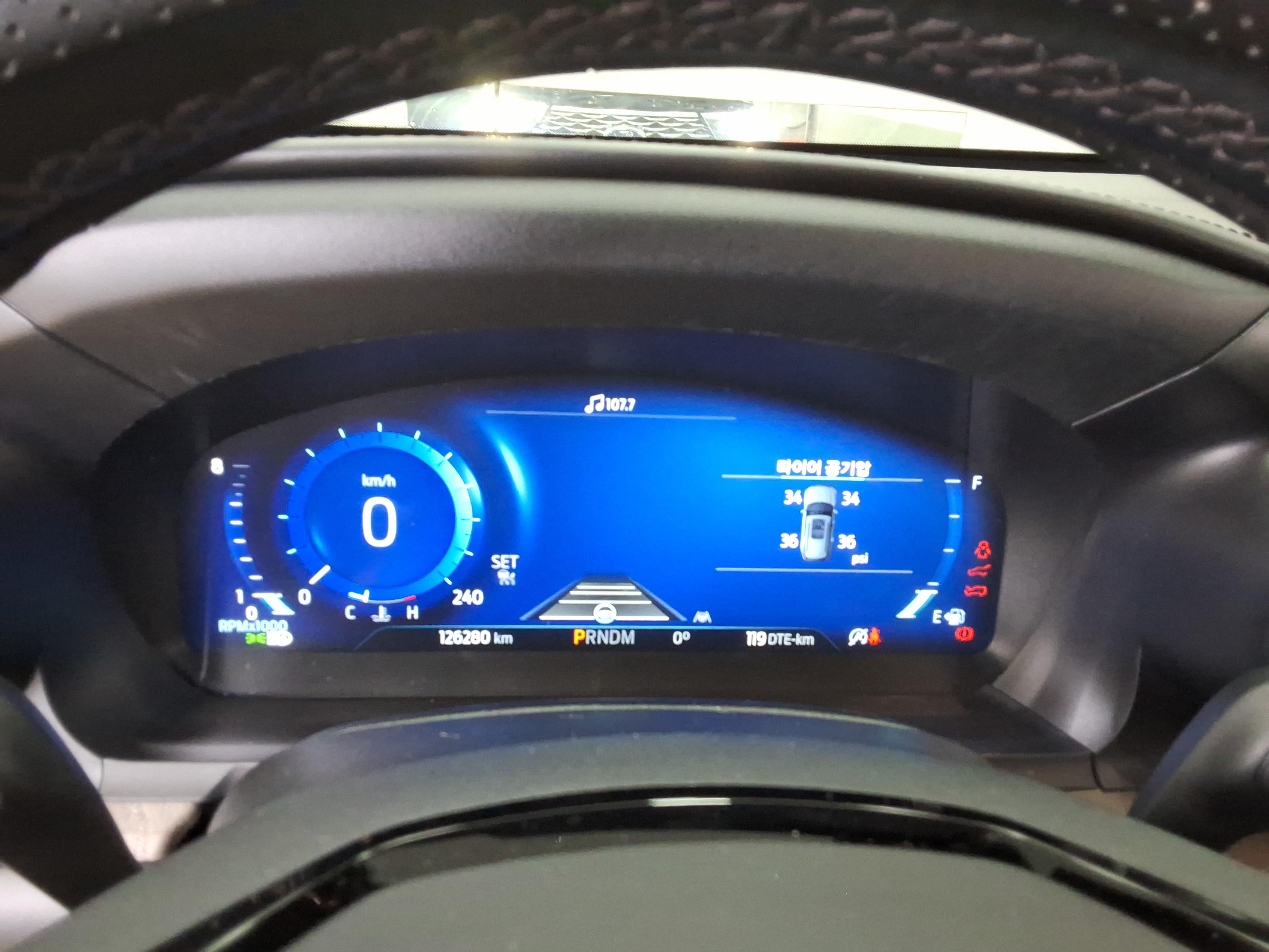 Ford Ford Mustang 2021 - Image 8