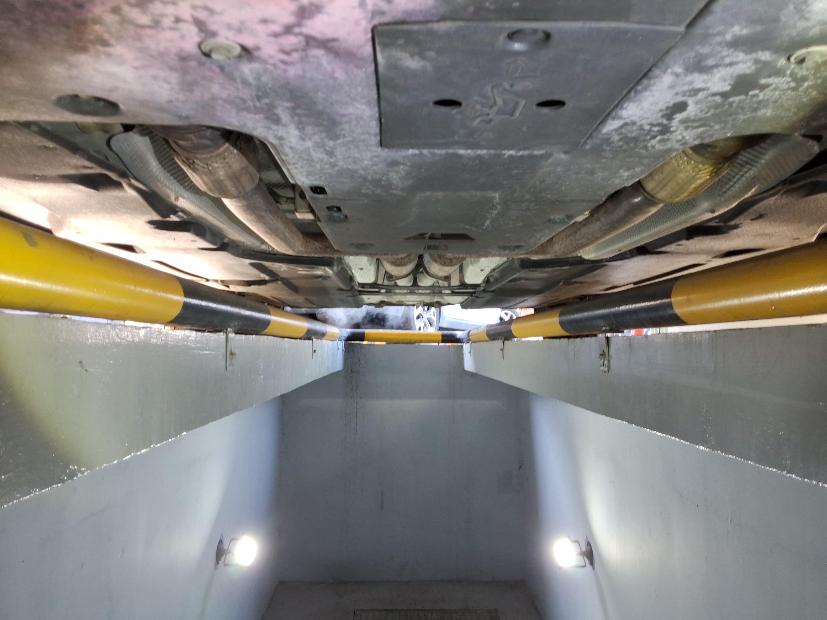 Genesis G90 2023 - Image 20