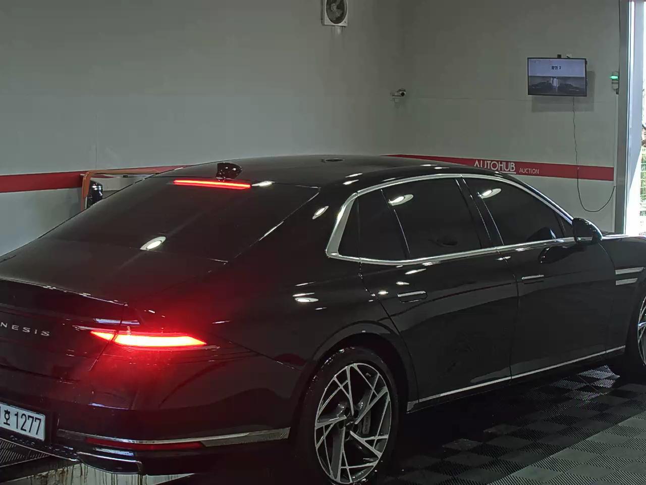 Genesis G90 2023 - Image 4