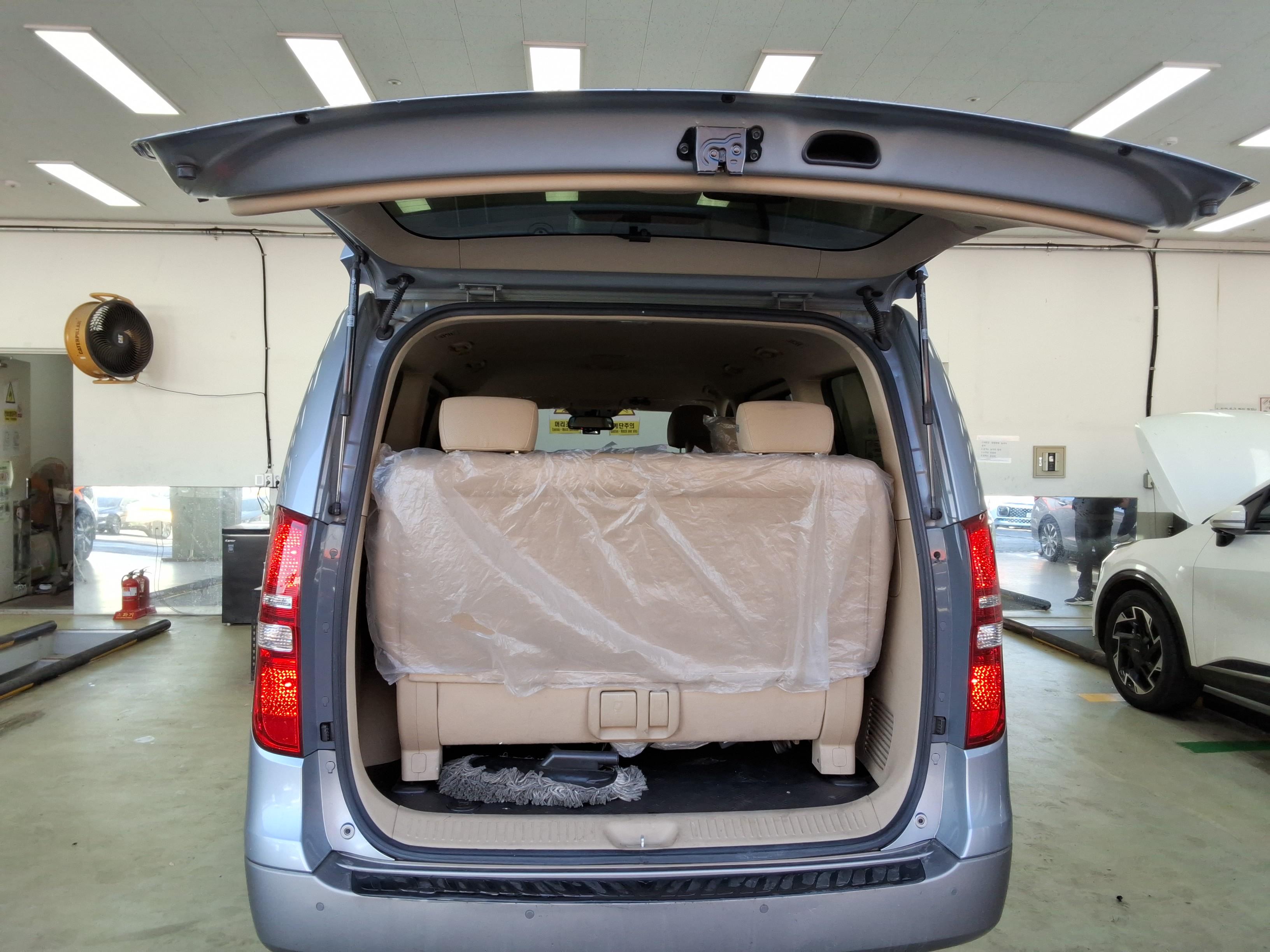 هيونداي جراند ستاريكس 2020 - صورة 15