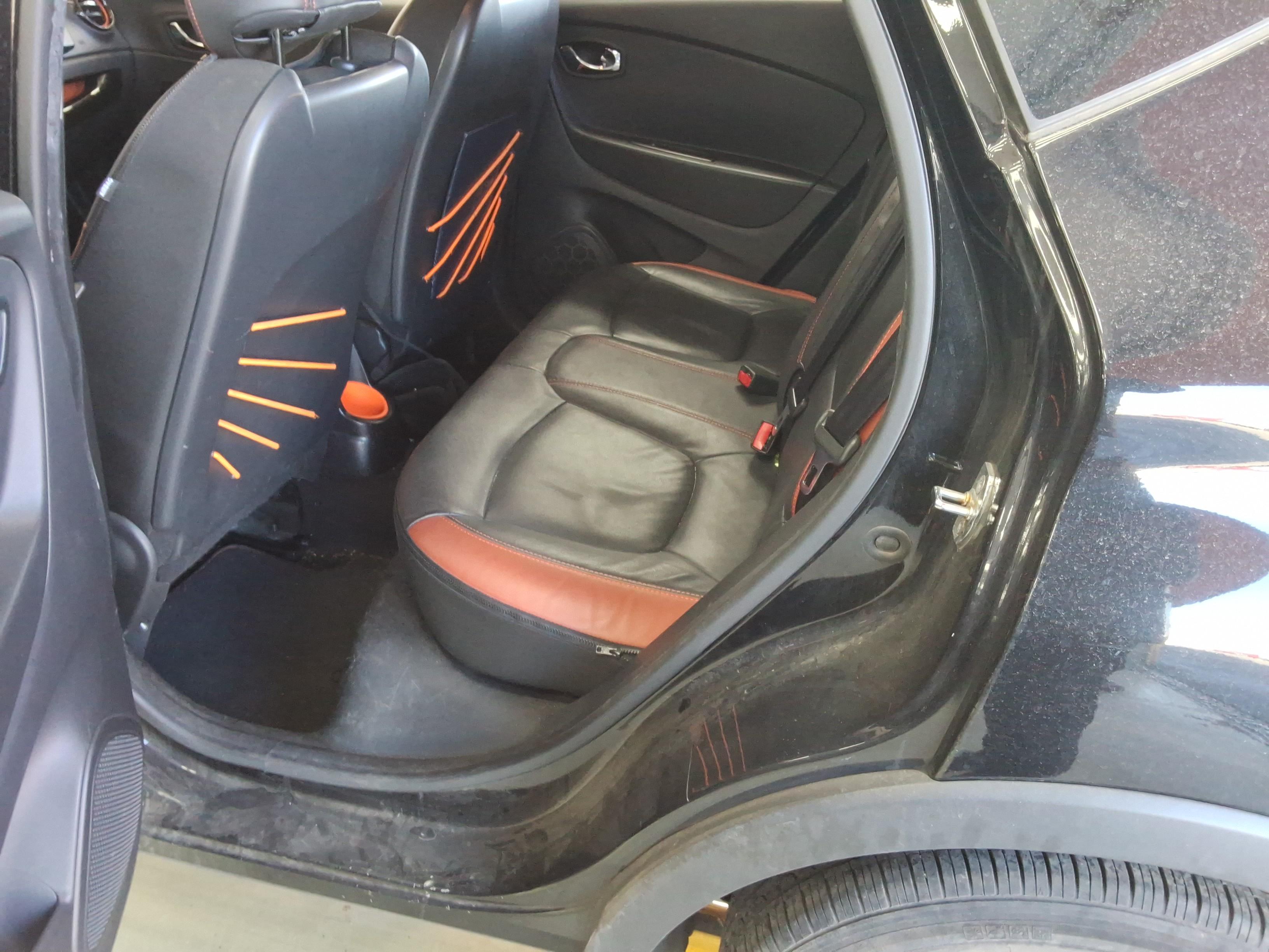 Renault Samsung QM3 2015 - Image 12