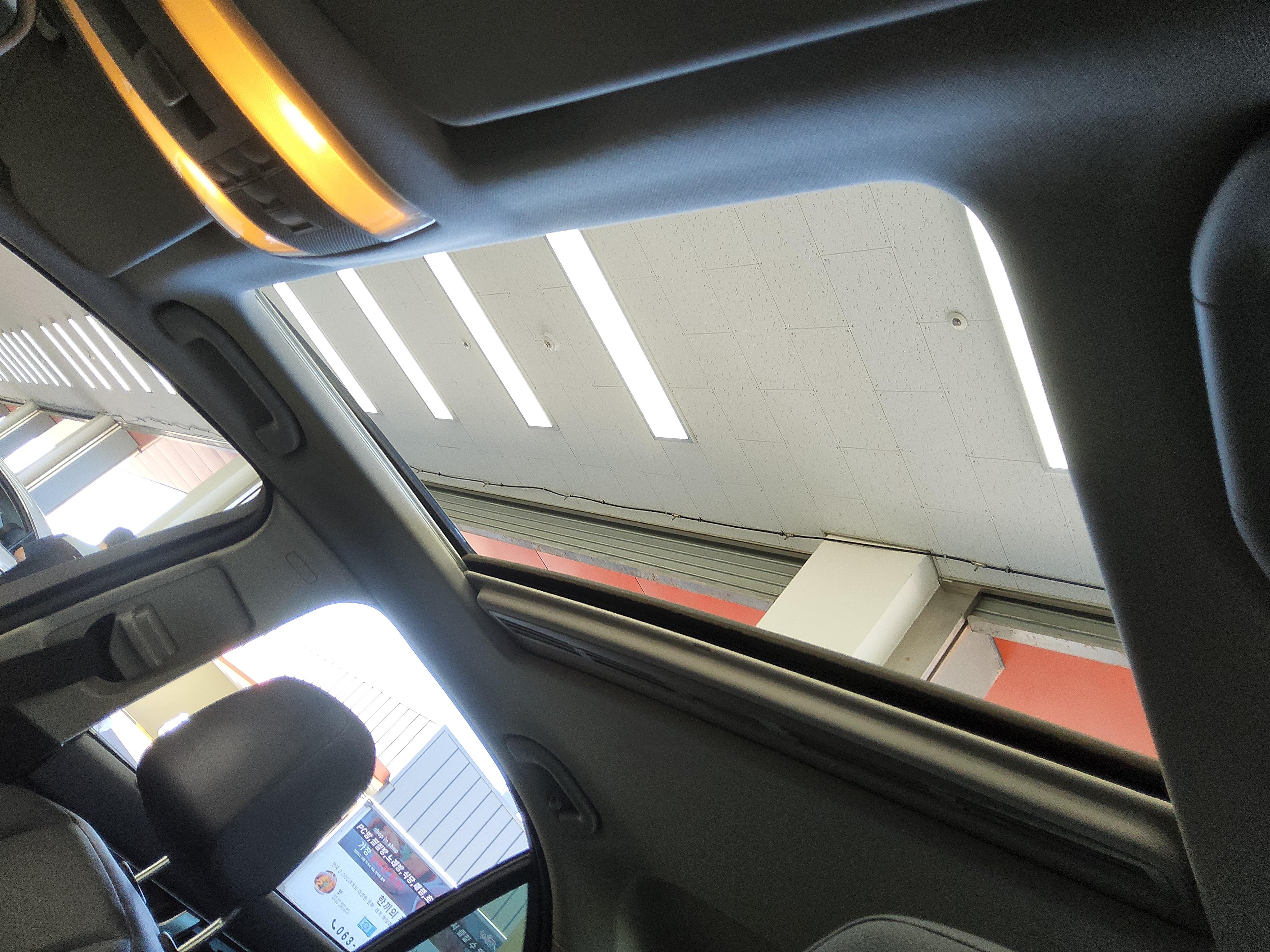 مرسيدس بنز سي كلاس 2013 - صورة 20