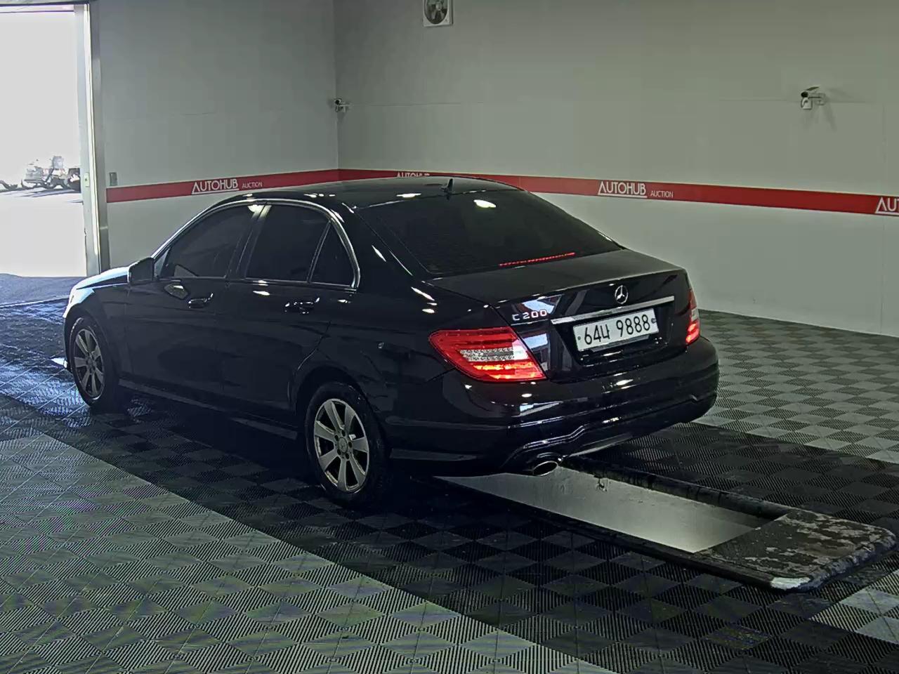 مرسيدس بنز سي كلاس 2013 - صورة 5