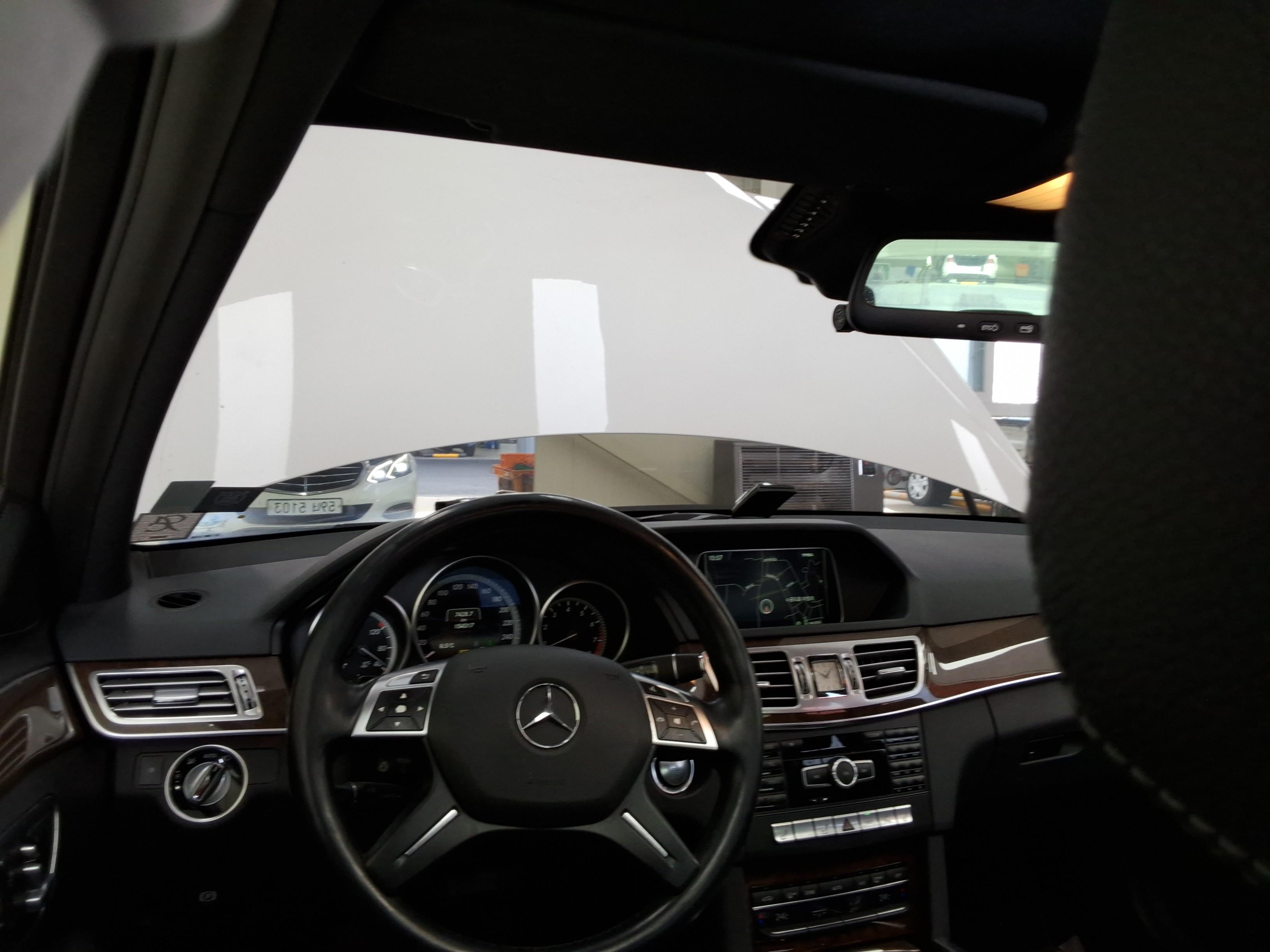 메르세데스-벤츠 E-클래스 2014 - 이미지 10