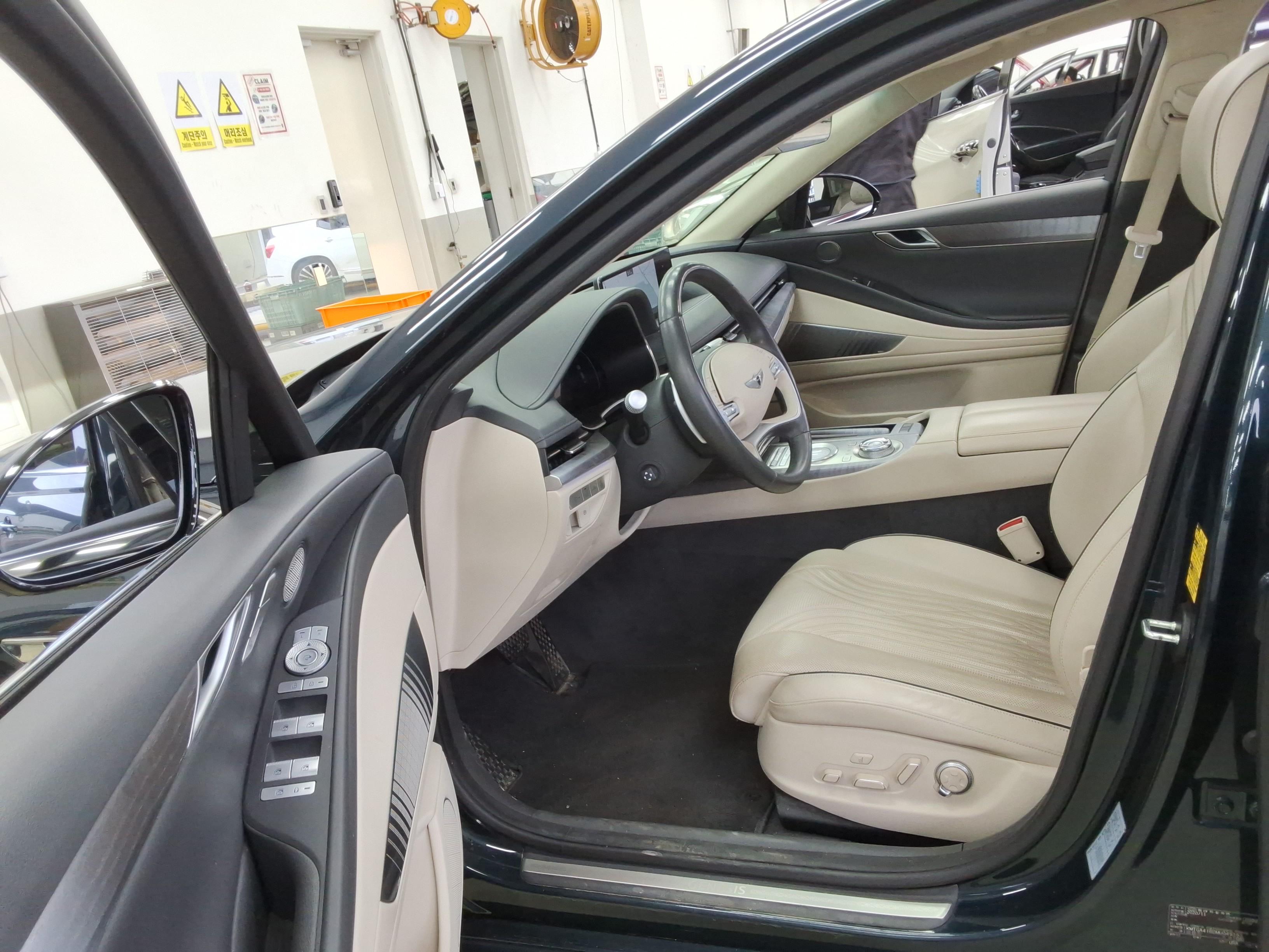 Genesis G80 2021 - Image 10