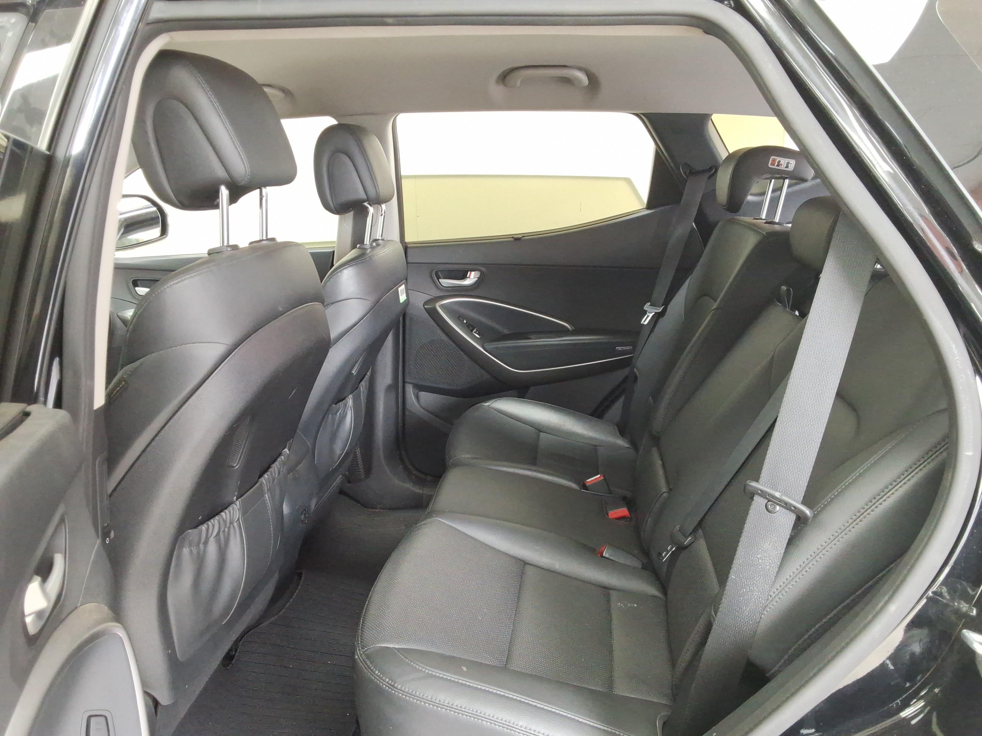 هيونداي سانتافي 2018 - صورة 11