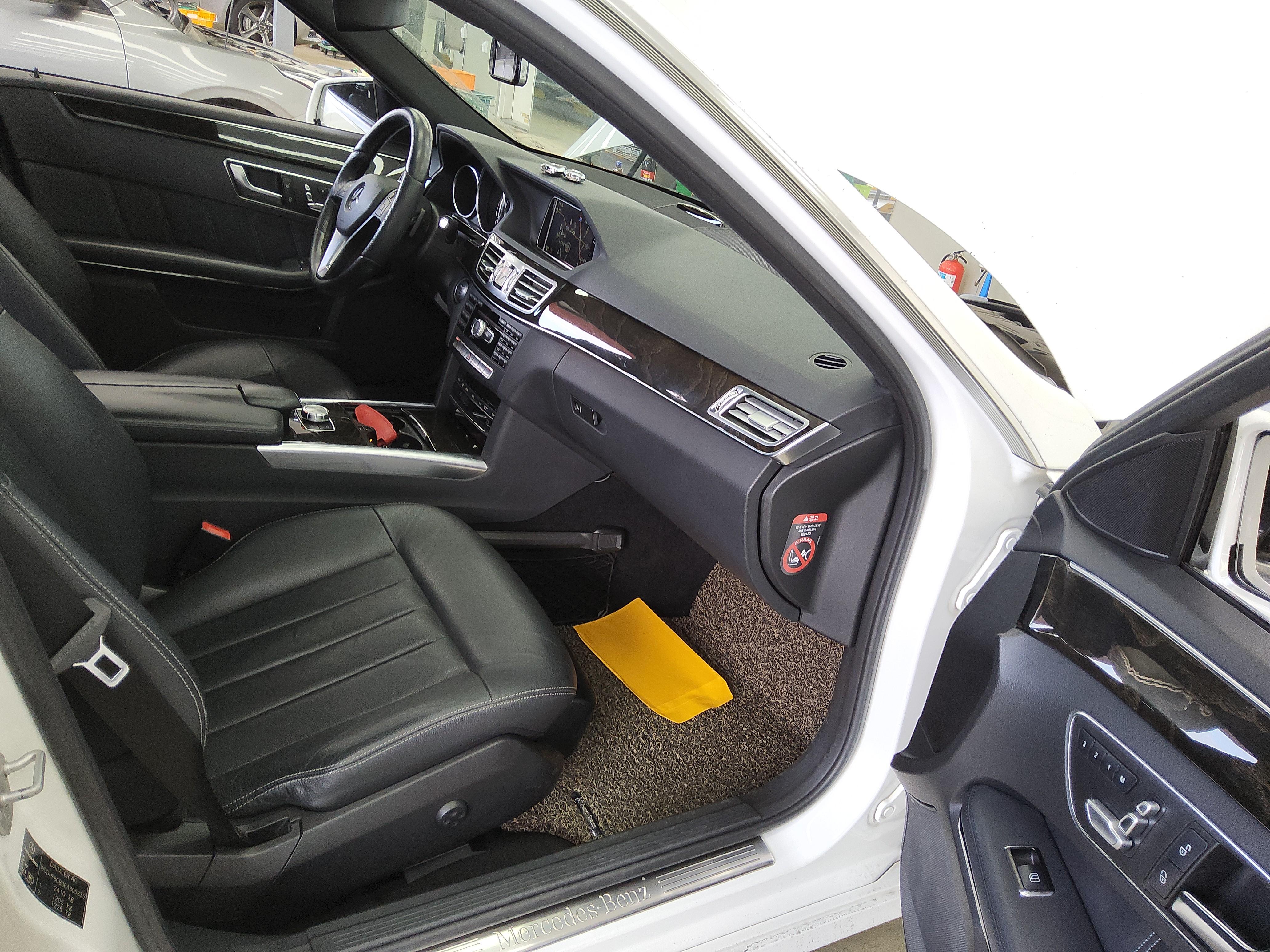 مرسيدس بنز إي كلاس 2014 - صورة 14